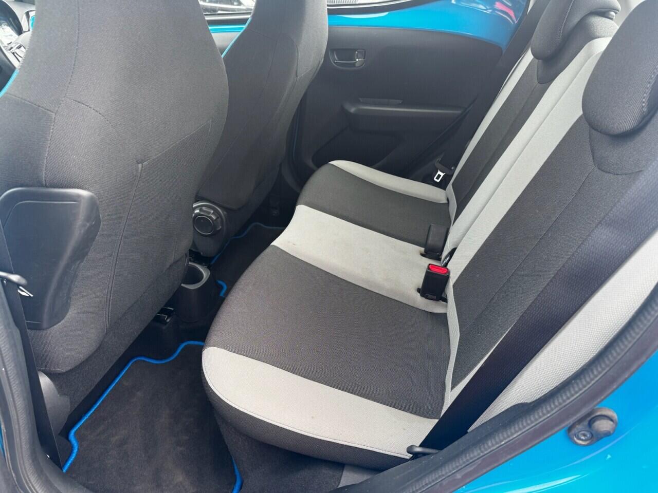 Toyota Aygo view 29