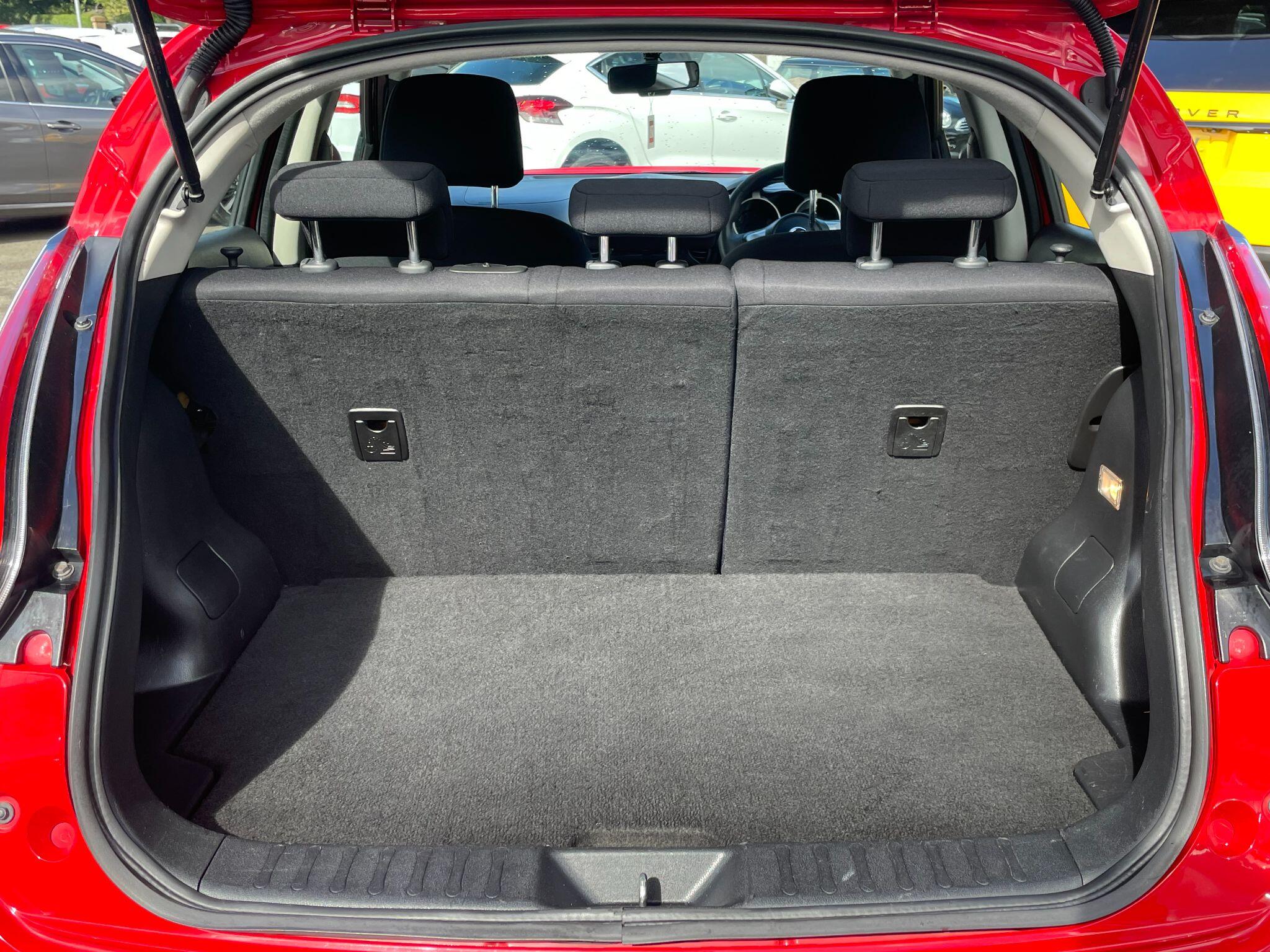 Nissan Juke view 22