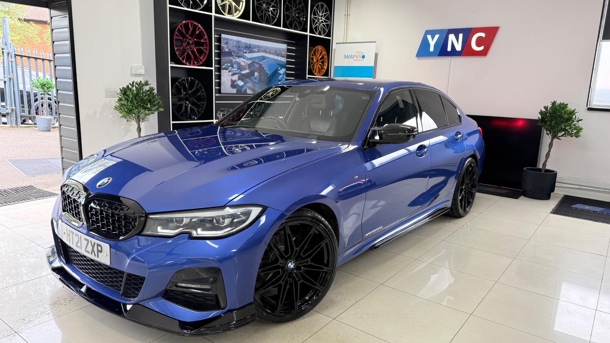 BMW 3 Series view 25