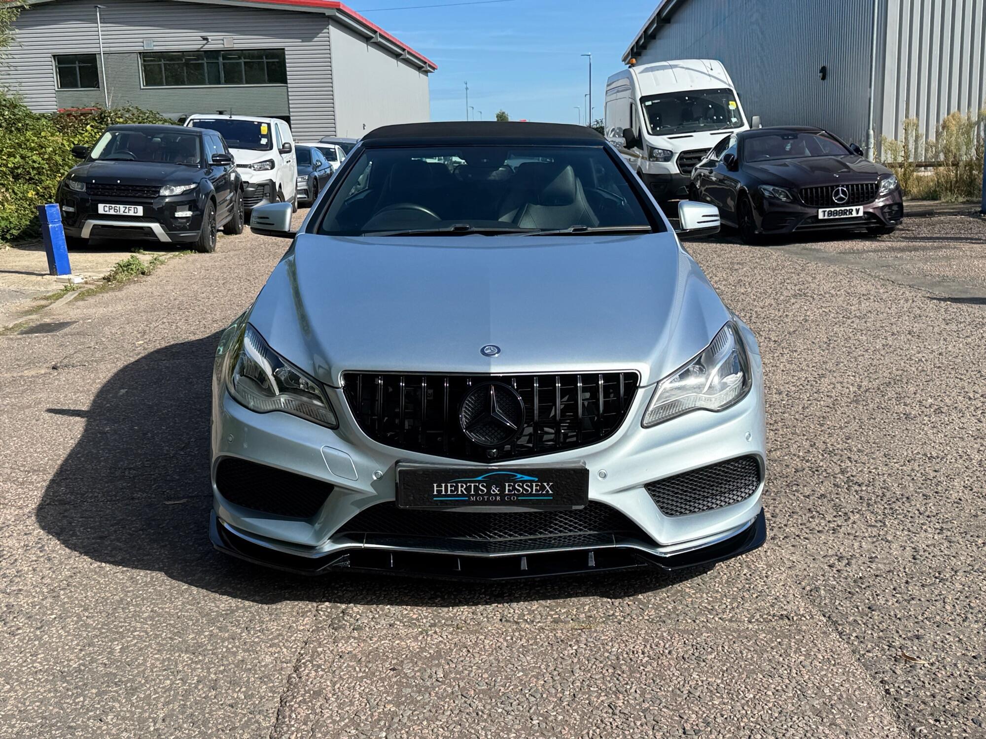 Mercedes-Benz E-Class view 5