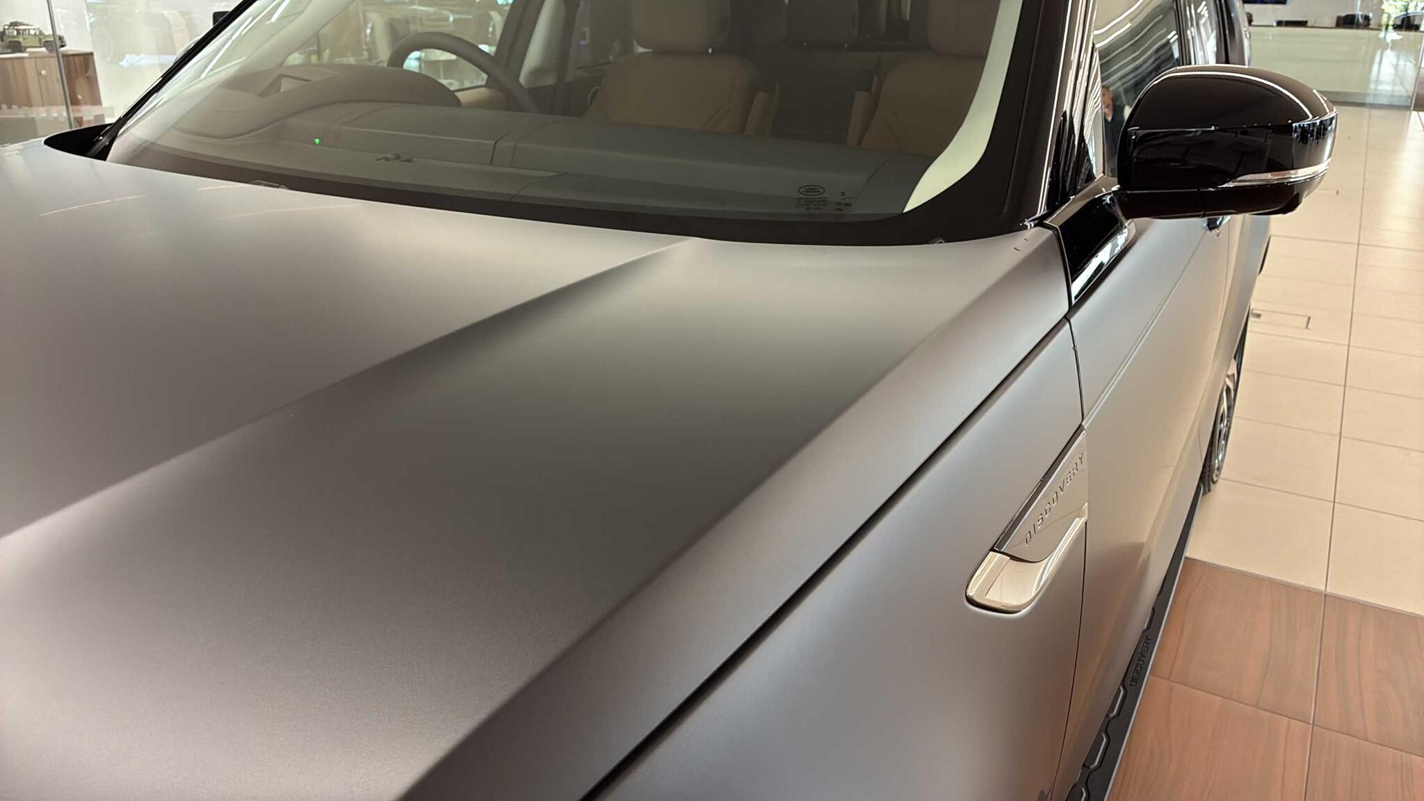 Land Rover Discovery view 20