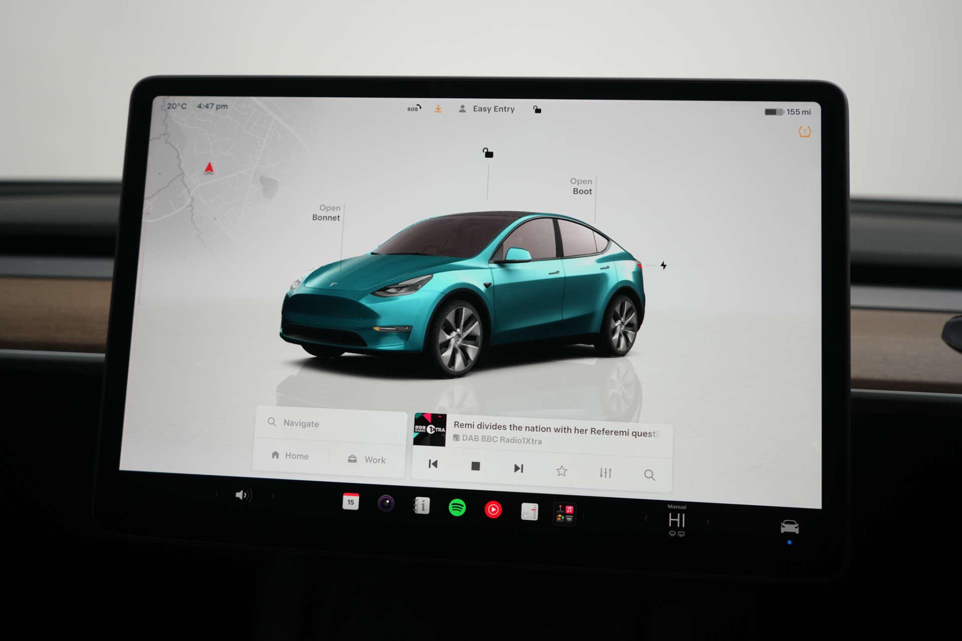 Tesla Model Y view 28