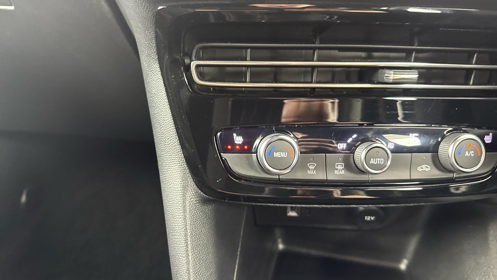 Vauxhall Mokka view 28