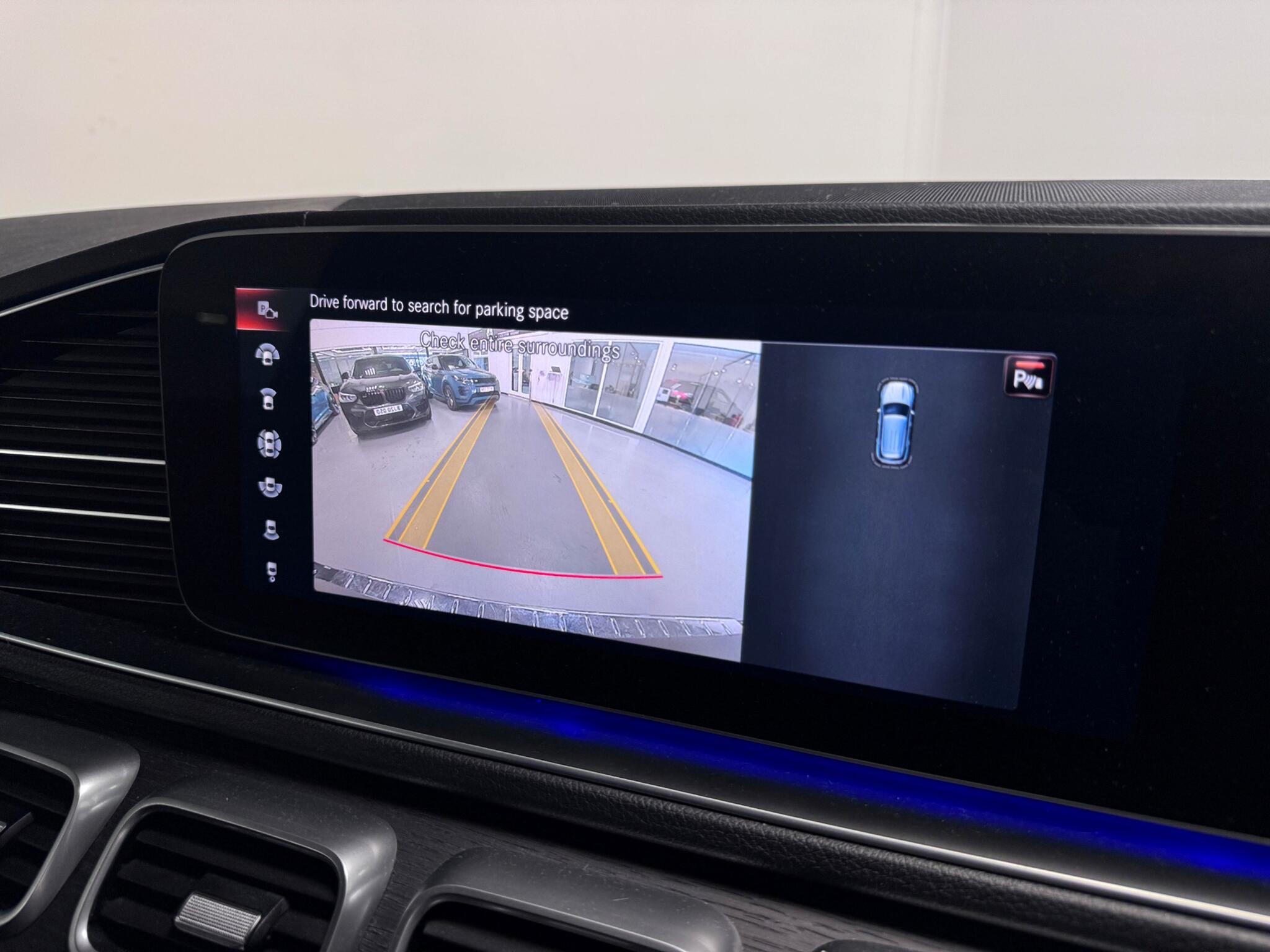 Mercedes-Benz GLE view 9