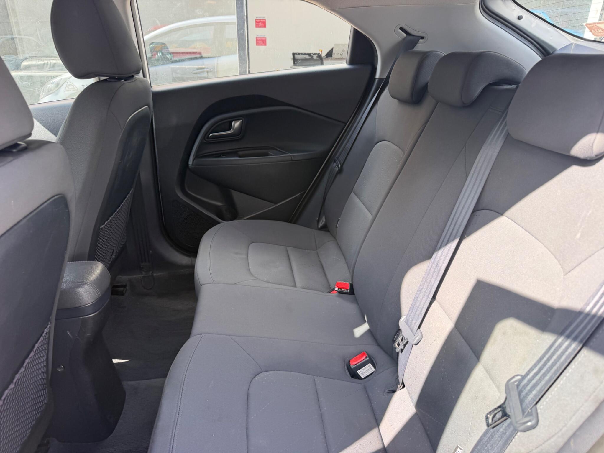 Kia Rio view 26