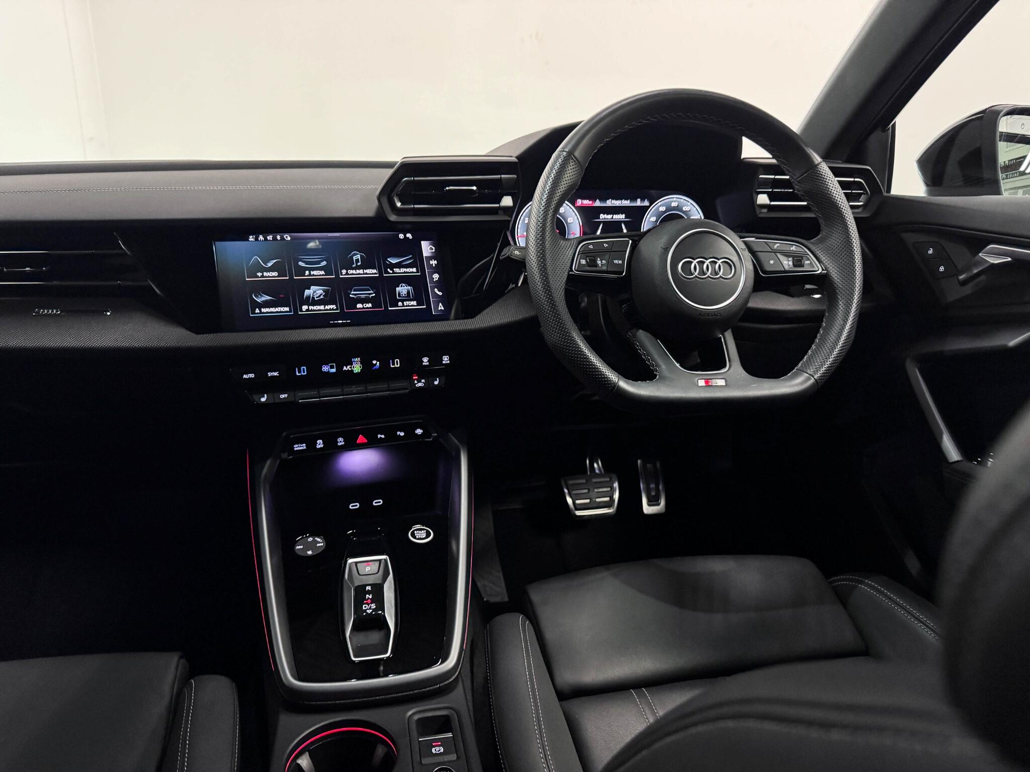 Audi A3 view 32