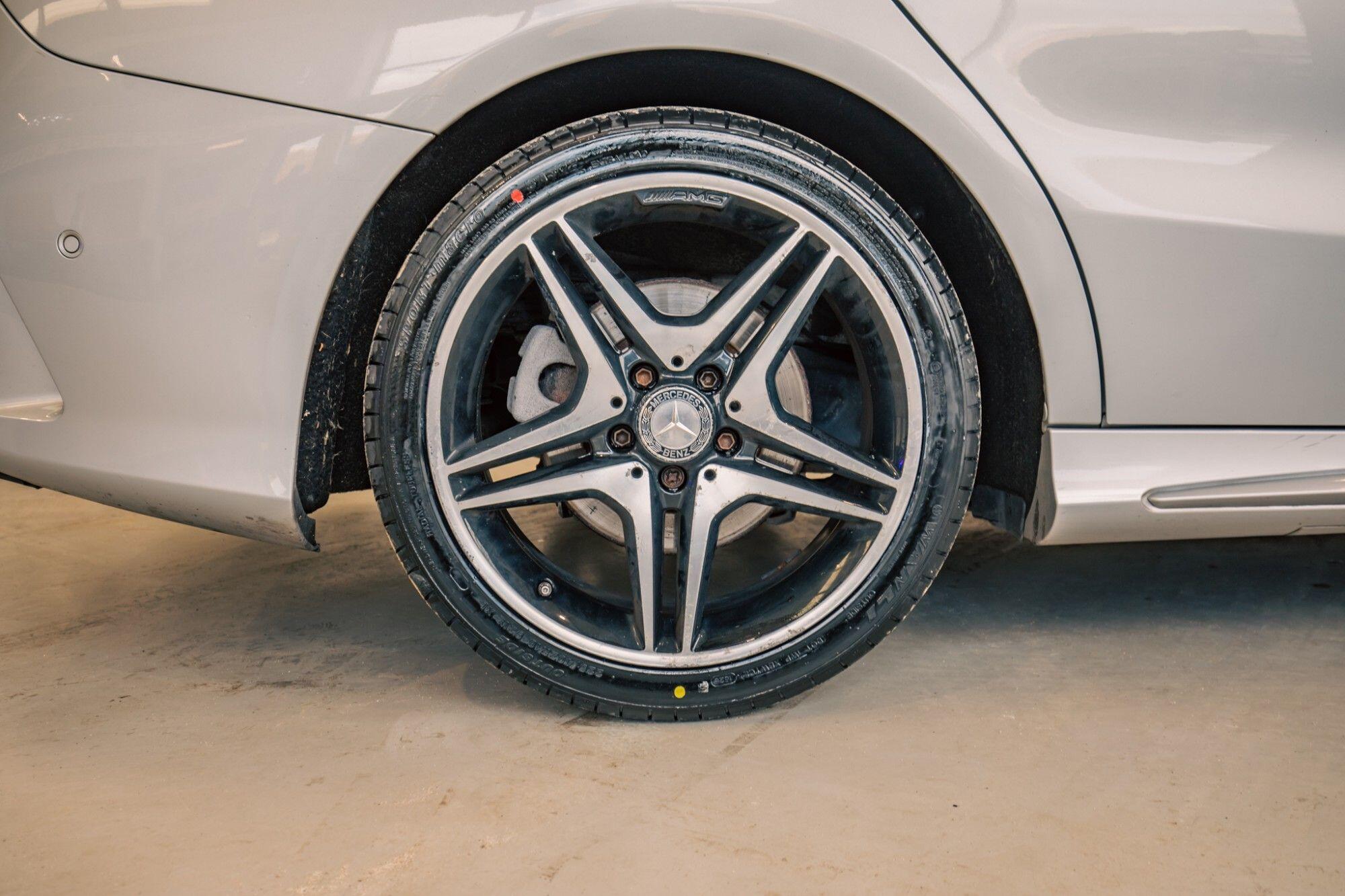Mercedes-Benz Cla view 7