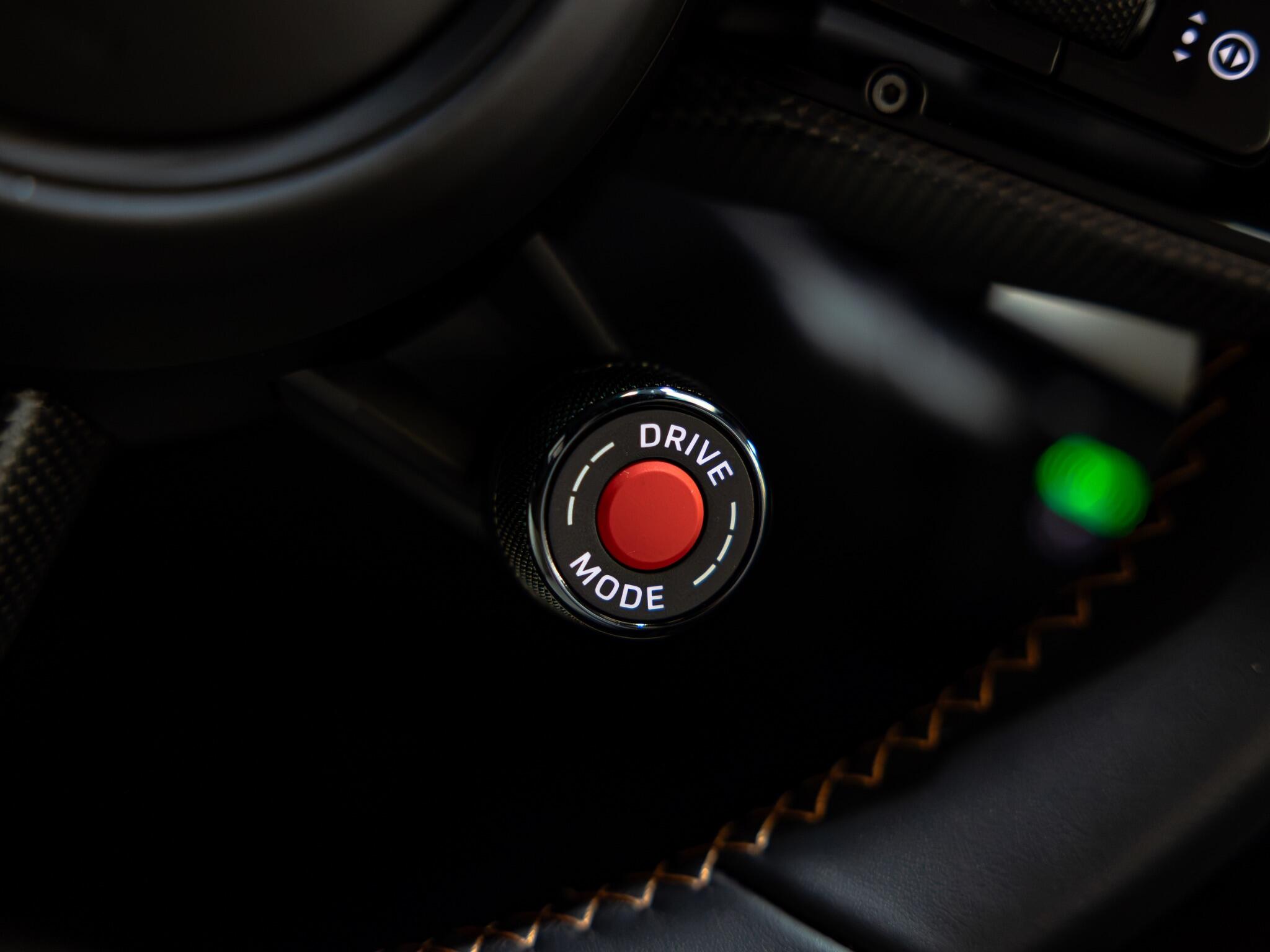 Porsche 911 view 21