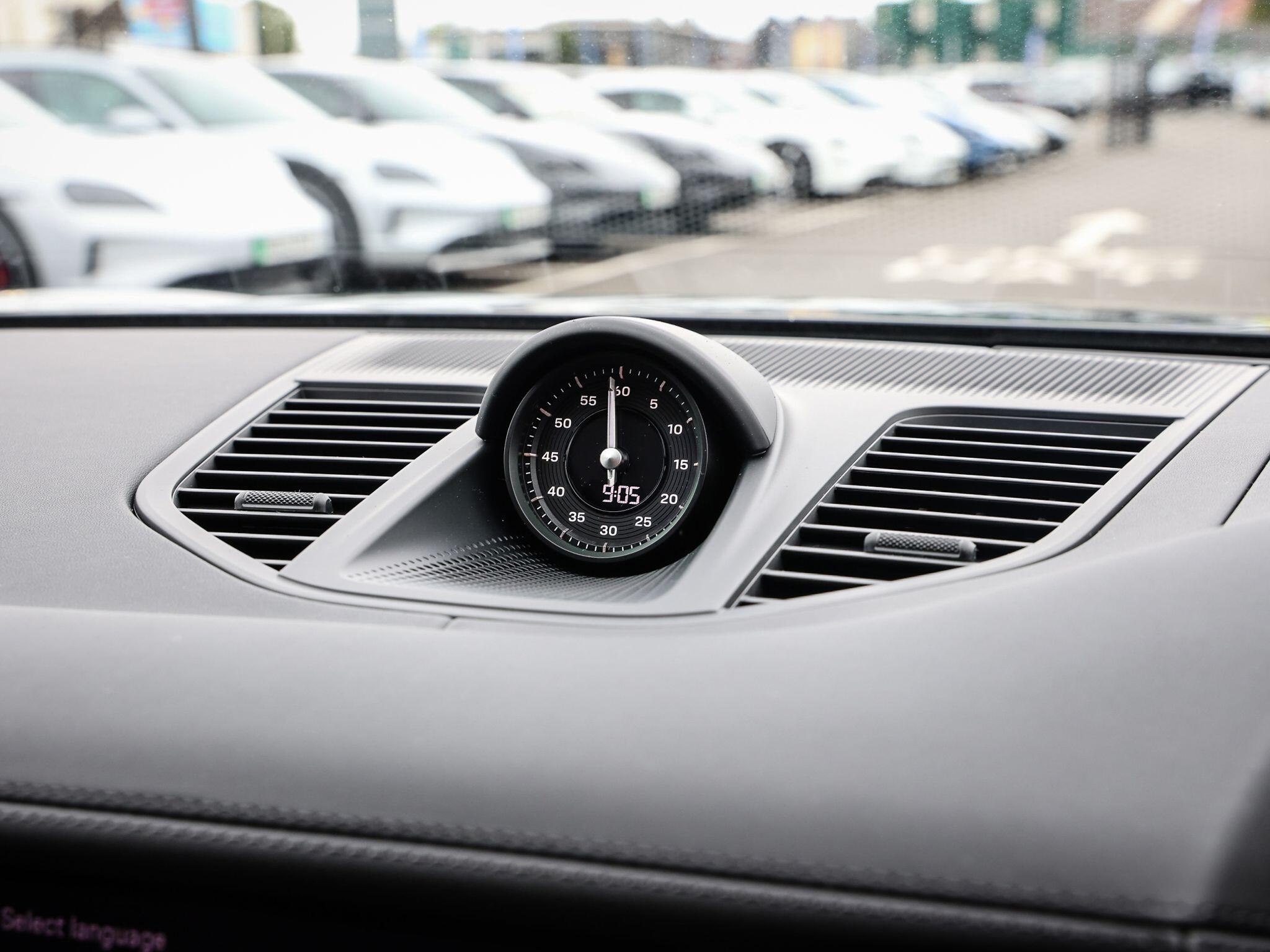 Porsche Panamera view 18