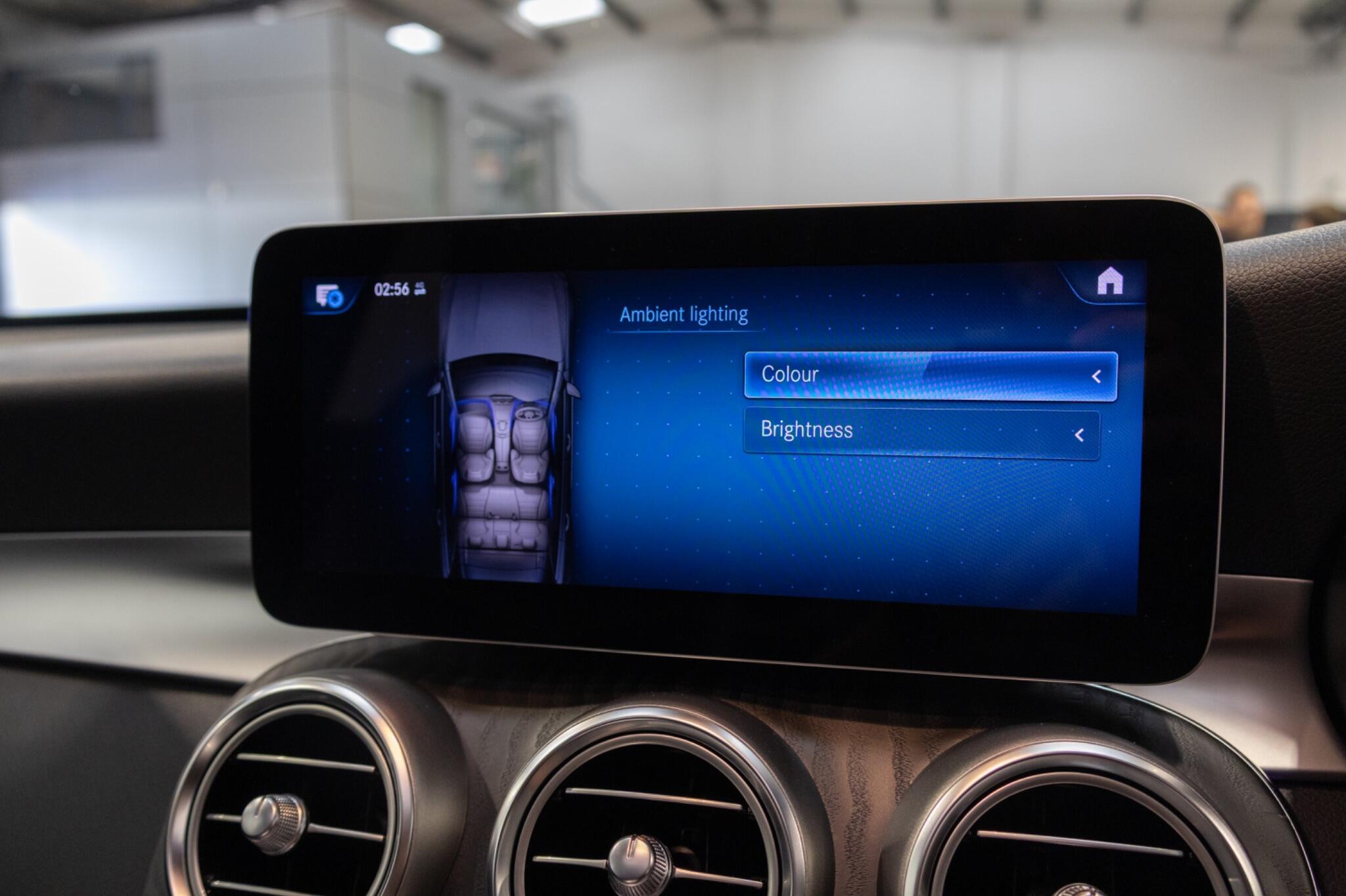 Mercedes-Benz GLC view 21