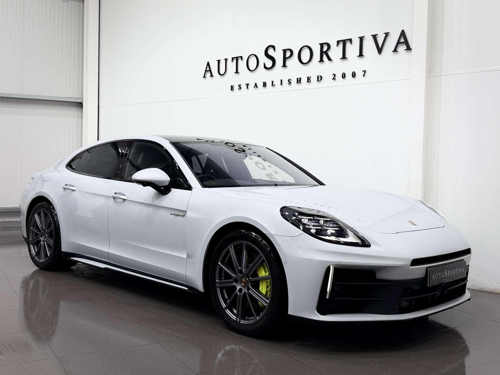 Porsche Panamera view 9