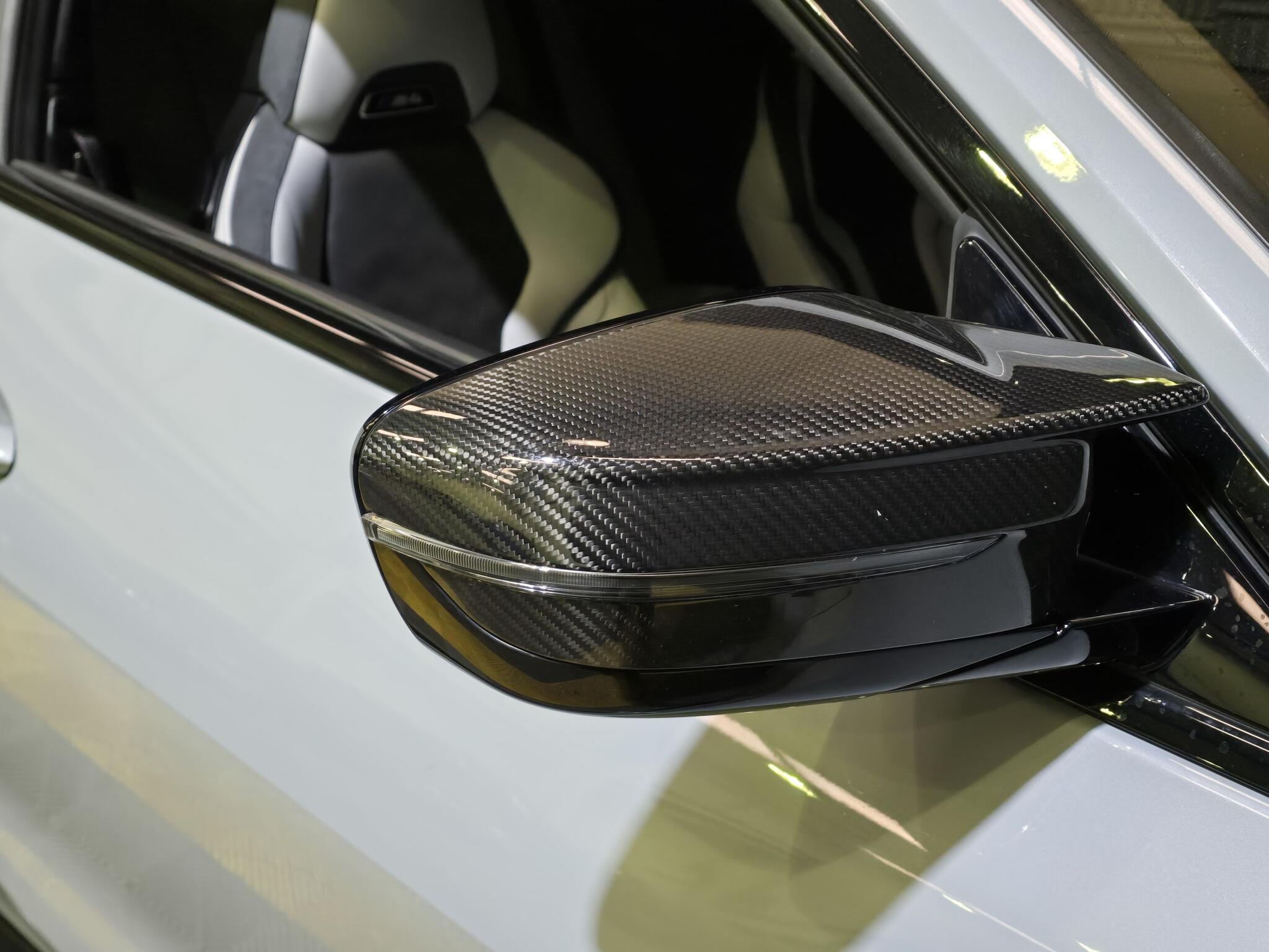 BMW M4 view 32