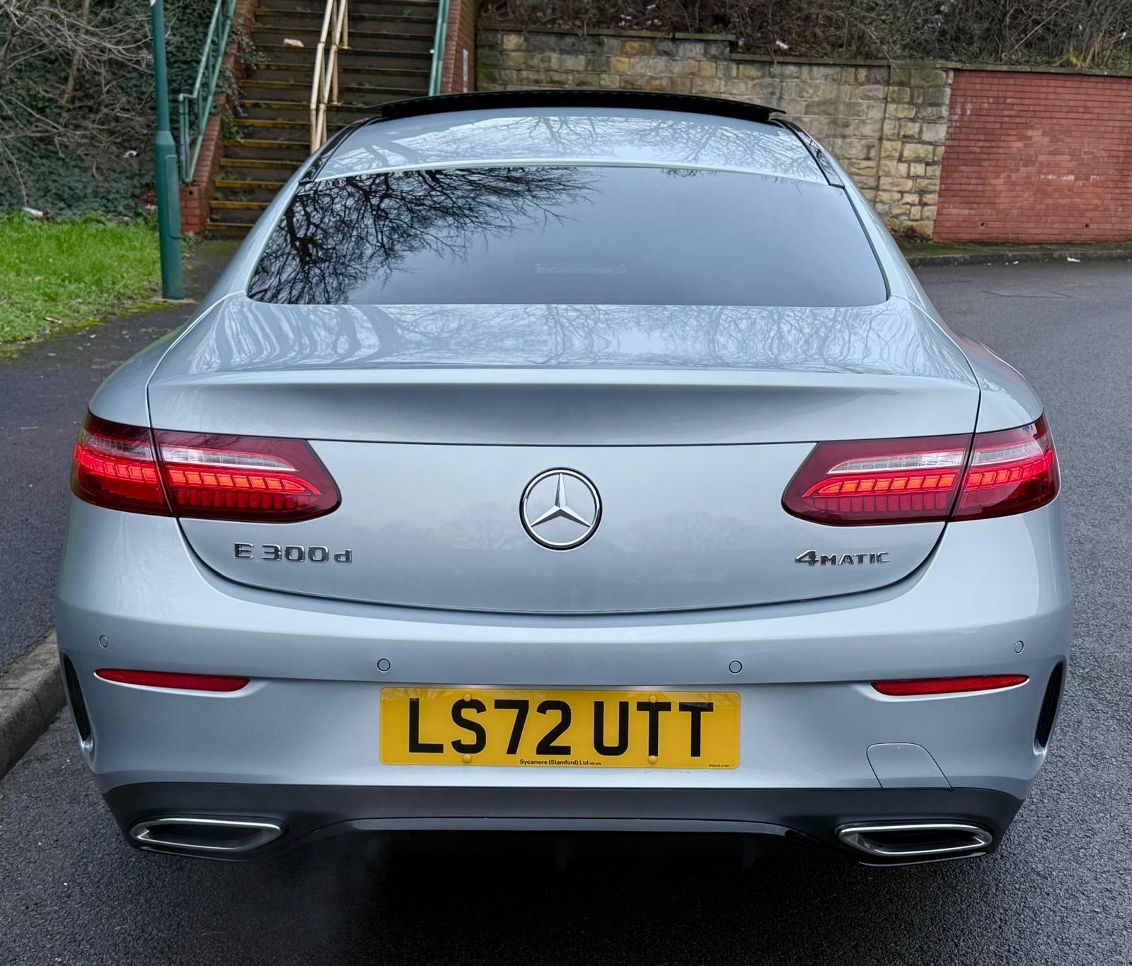 Mercedes-Benz E-Class view 11