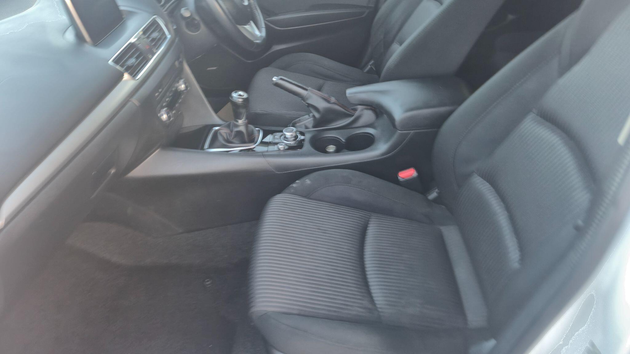 Mazda Mazda3 view 23