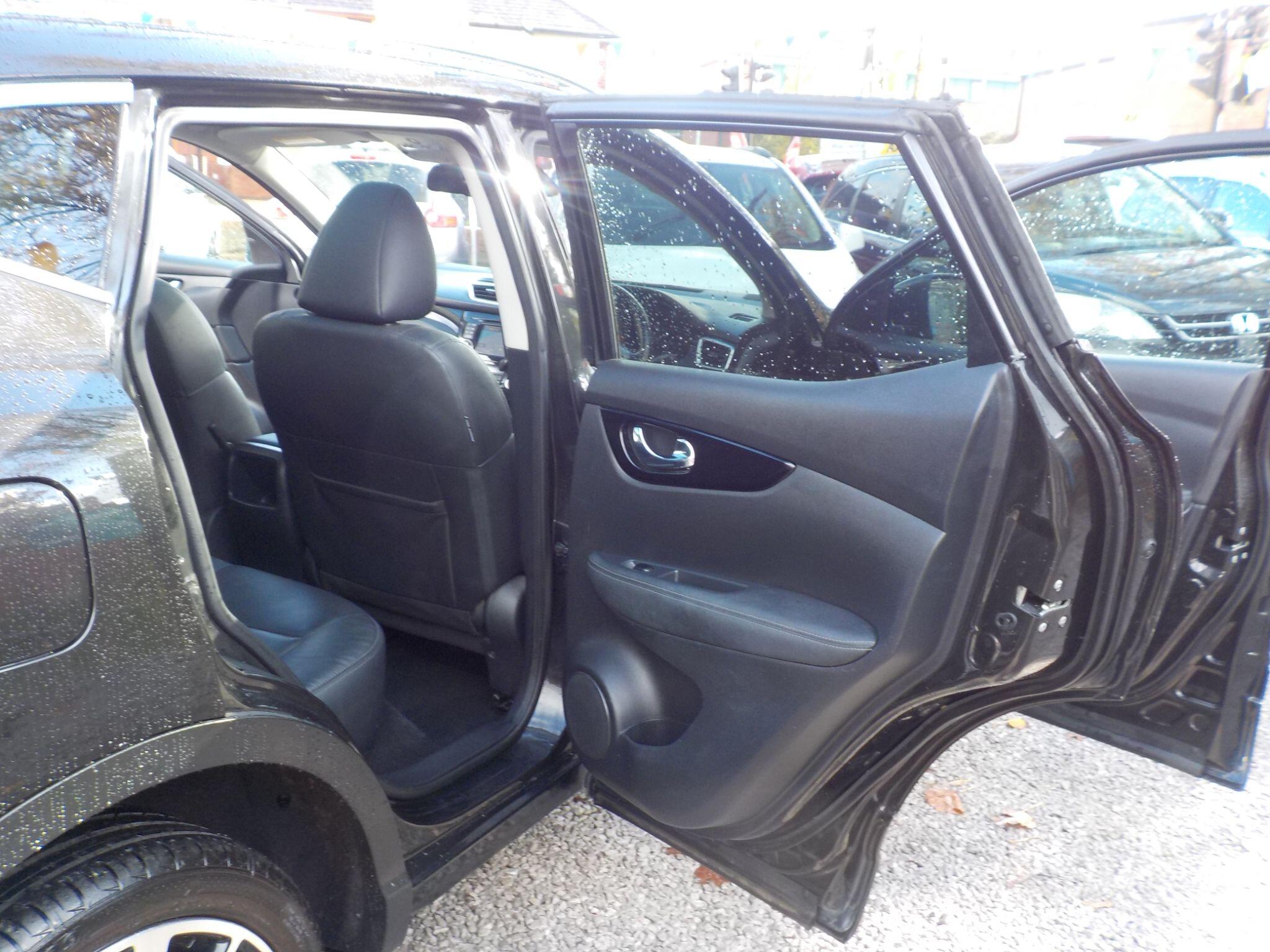 Nissan Qashqai 1.5 dCi Tekna 2WD Euro 6 (s/s) 5dr