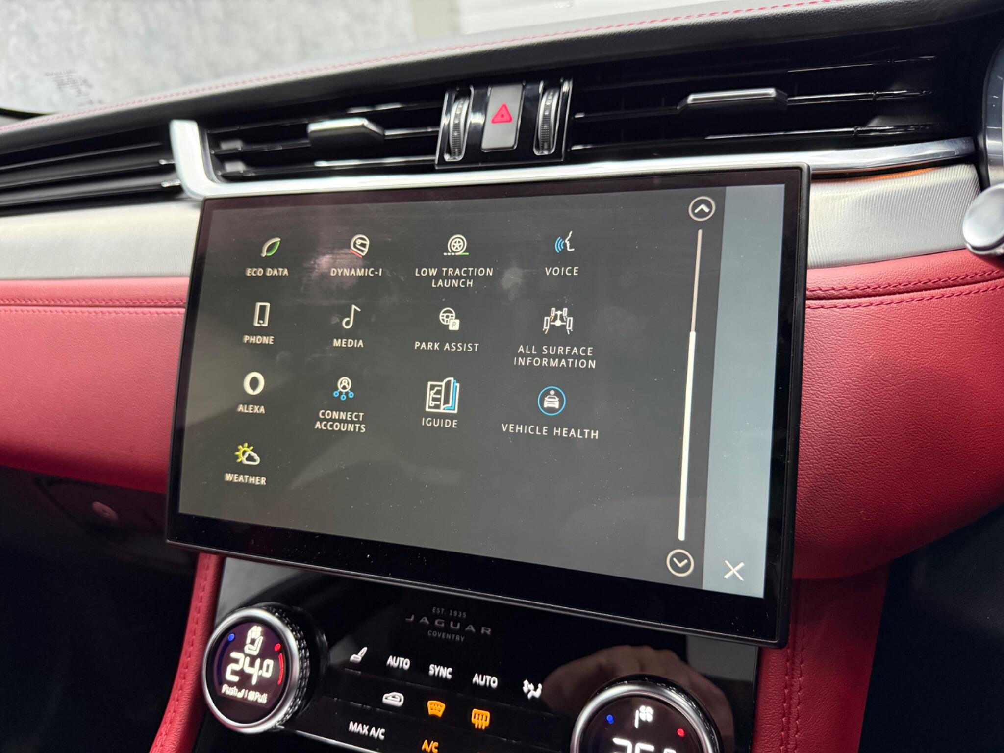 Jaguar F-Pace view 19