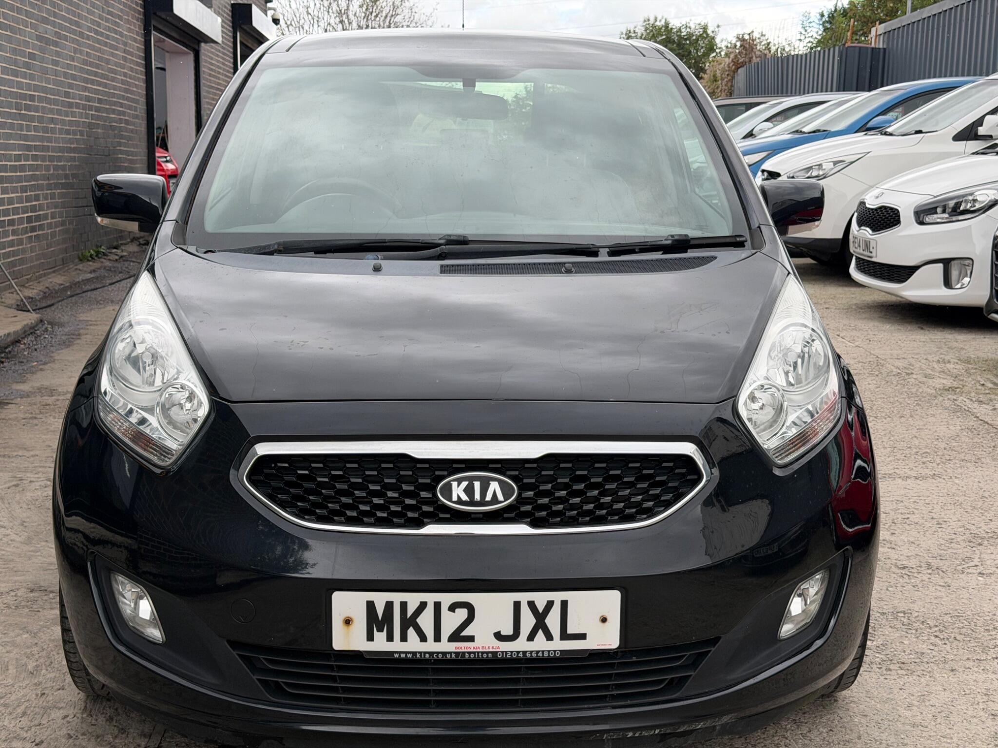 Kia Venga view 2