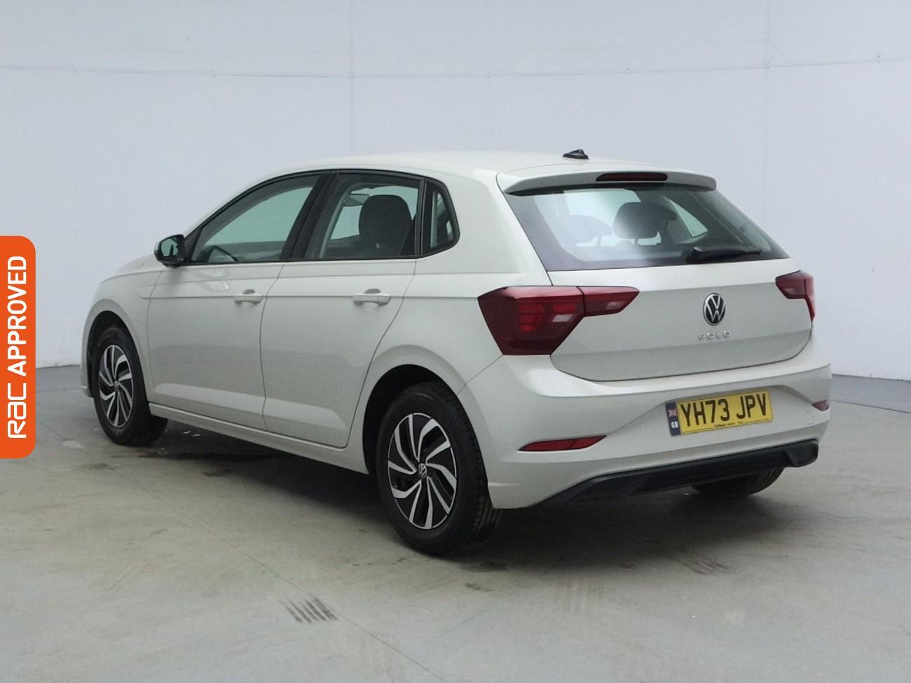 Volkswagen Polo view 4