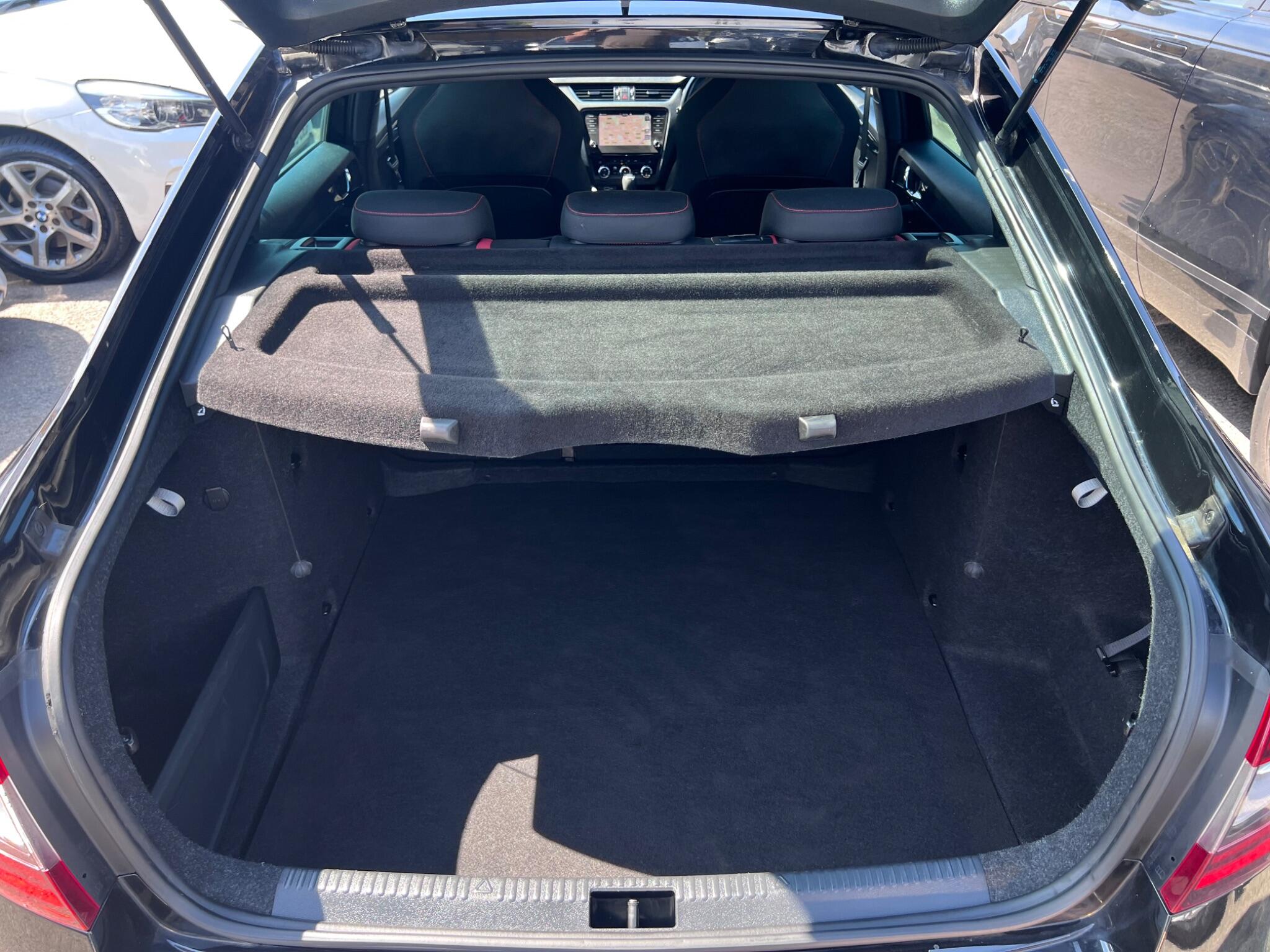 Skoda Octavia view 38