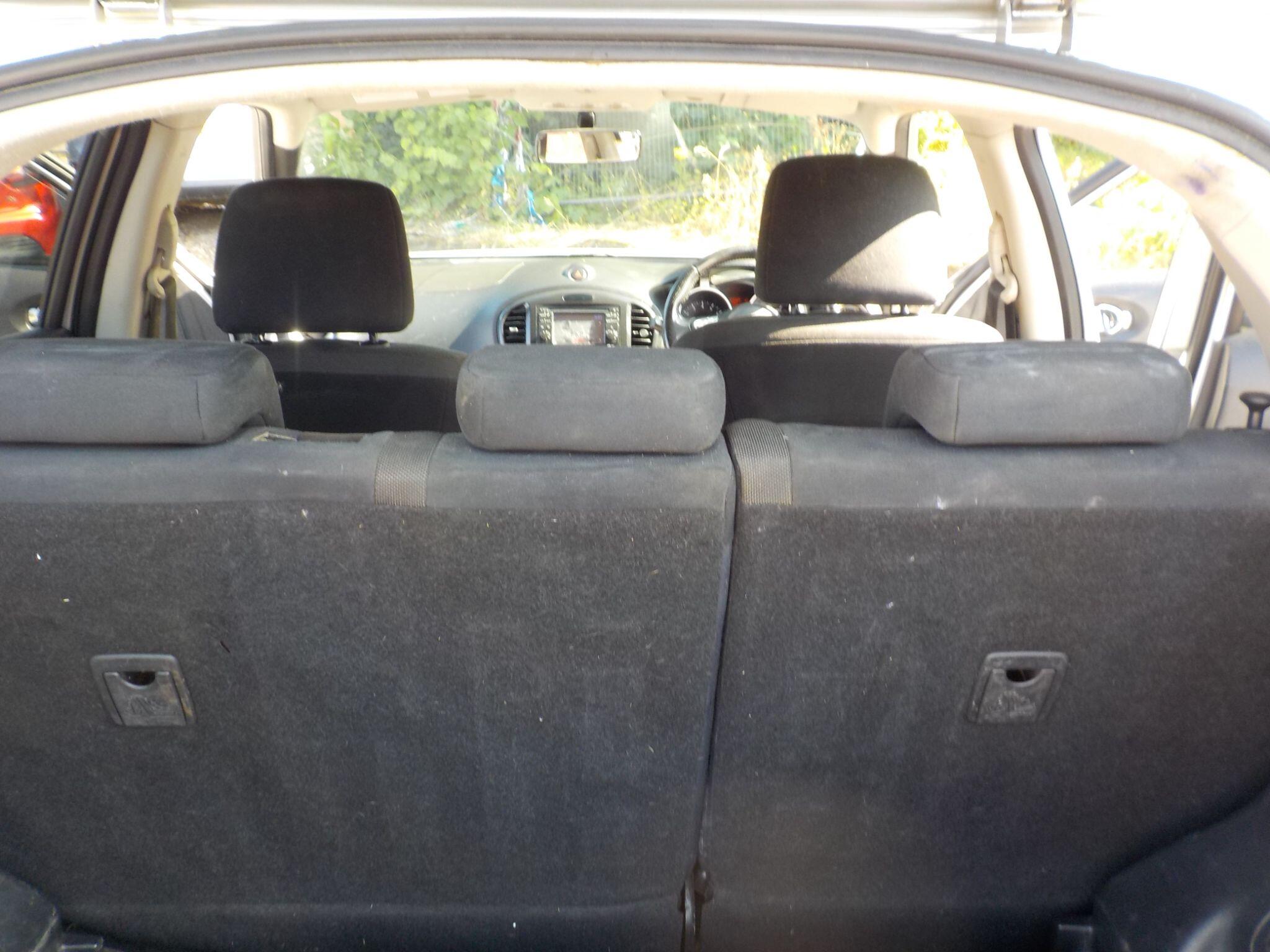 Nissan Juke 1.6 Acenta Premium Euro 5 (s/s) 5dr