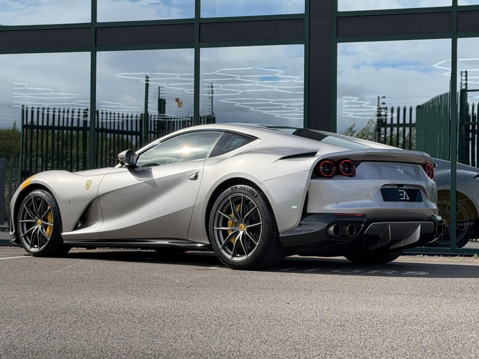 Ferrari 812 view 26