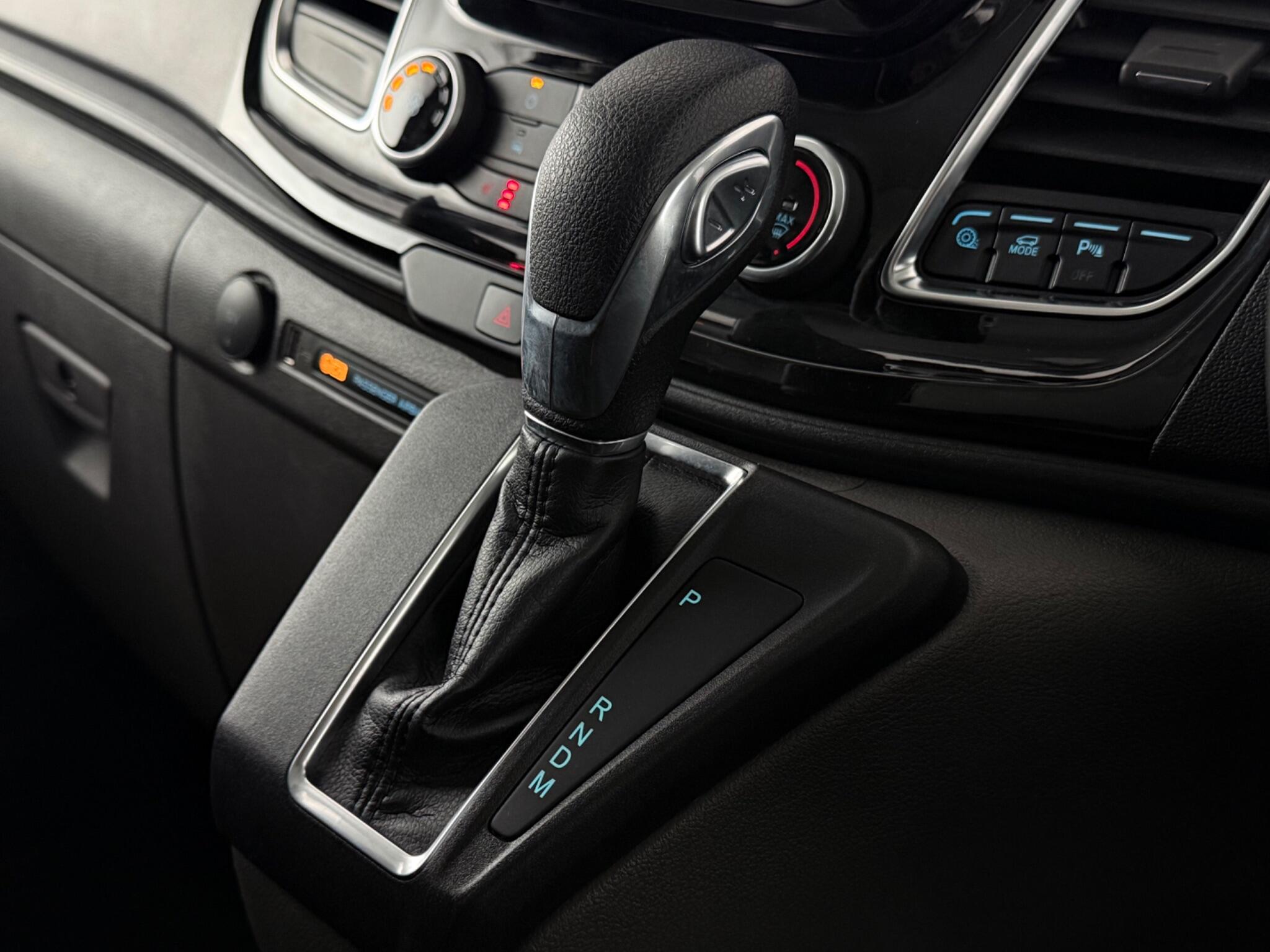 Ford Transit Custom view 27