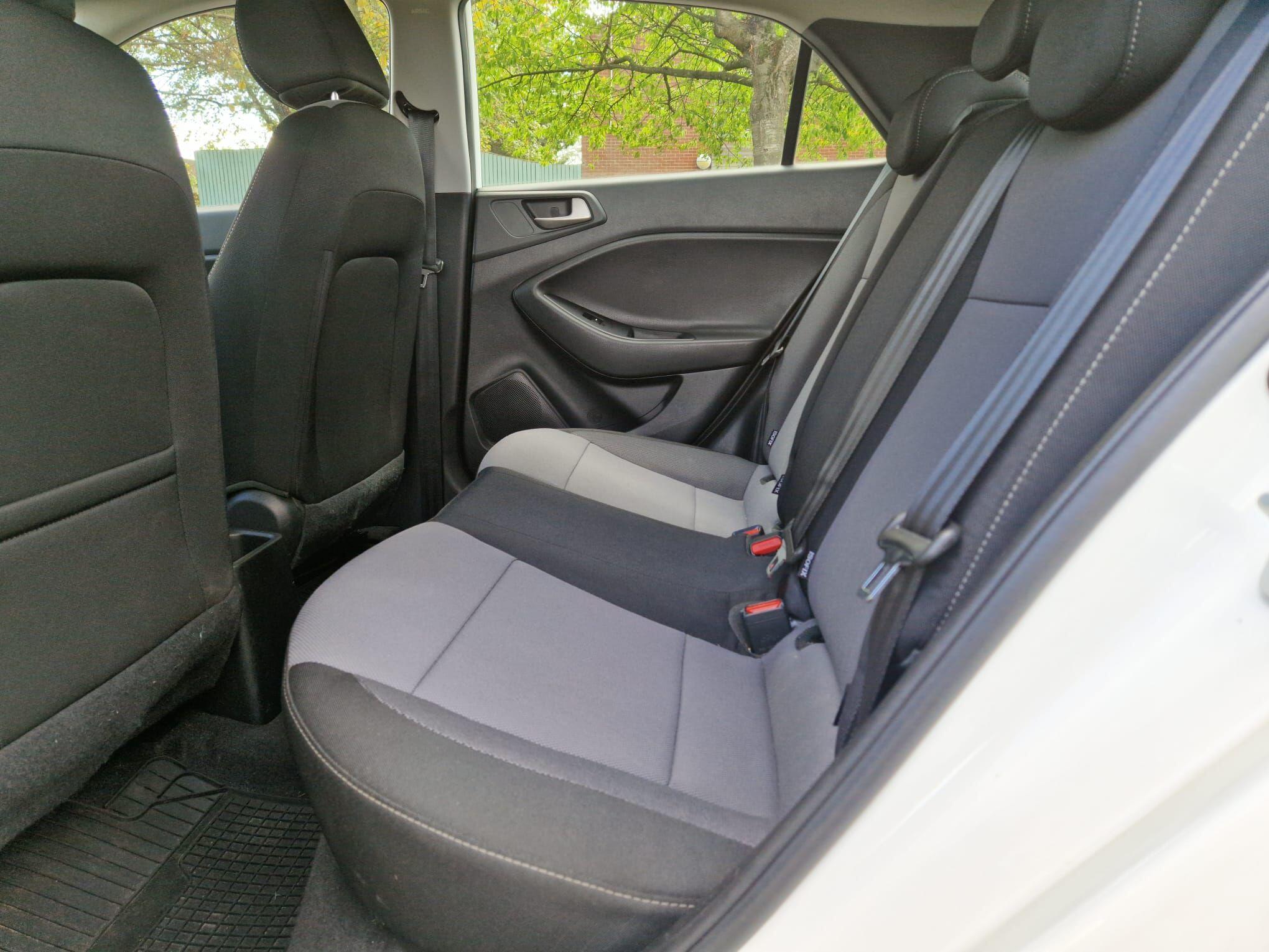 Hyundai I20 view 20