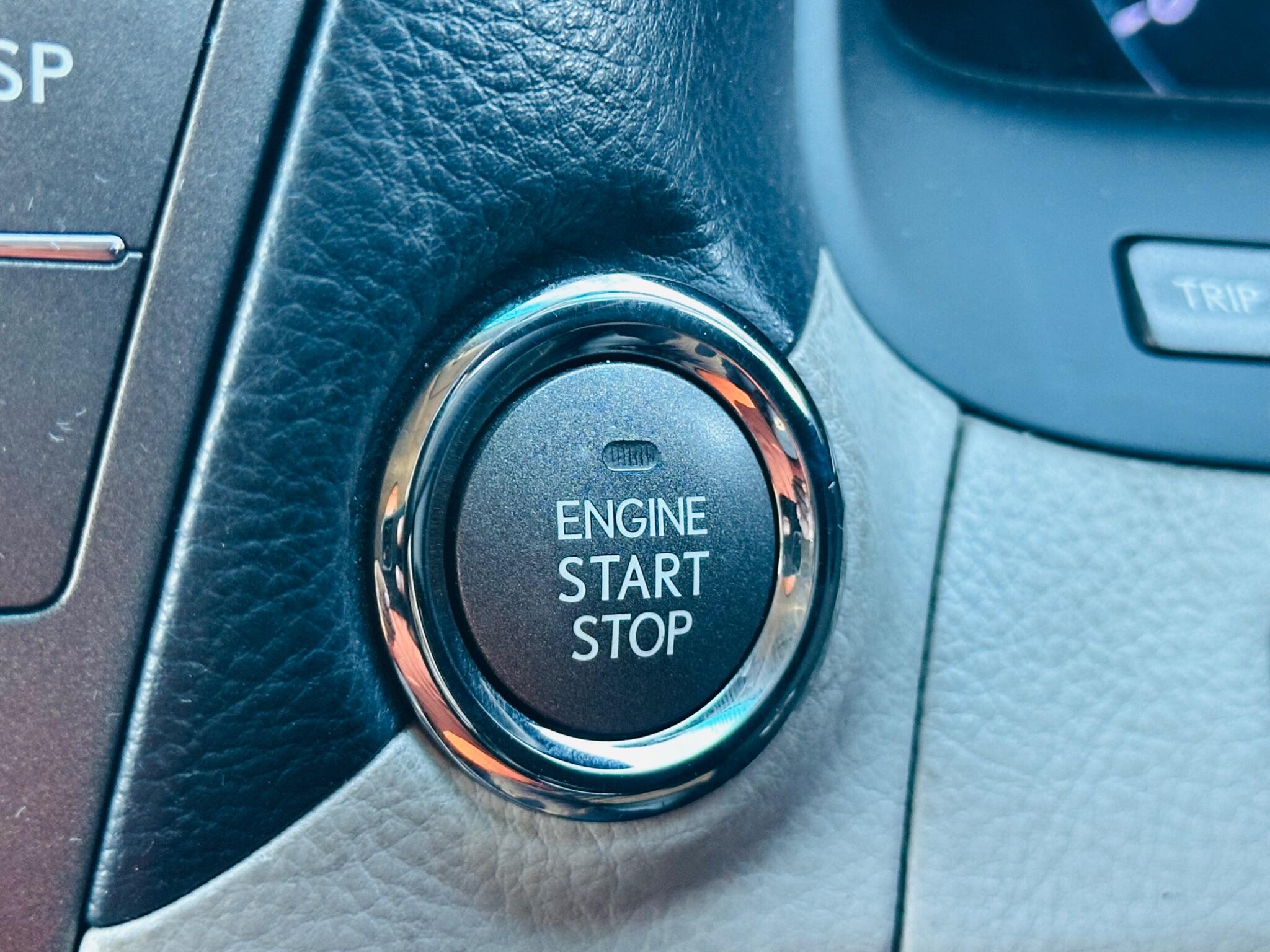 Lexus LS view 32