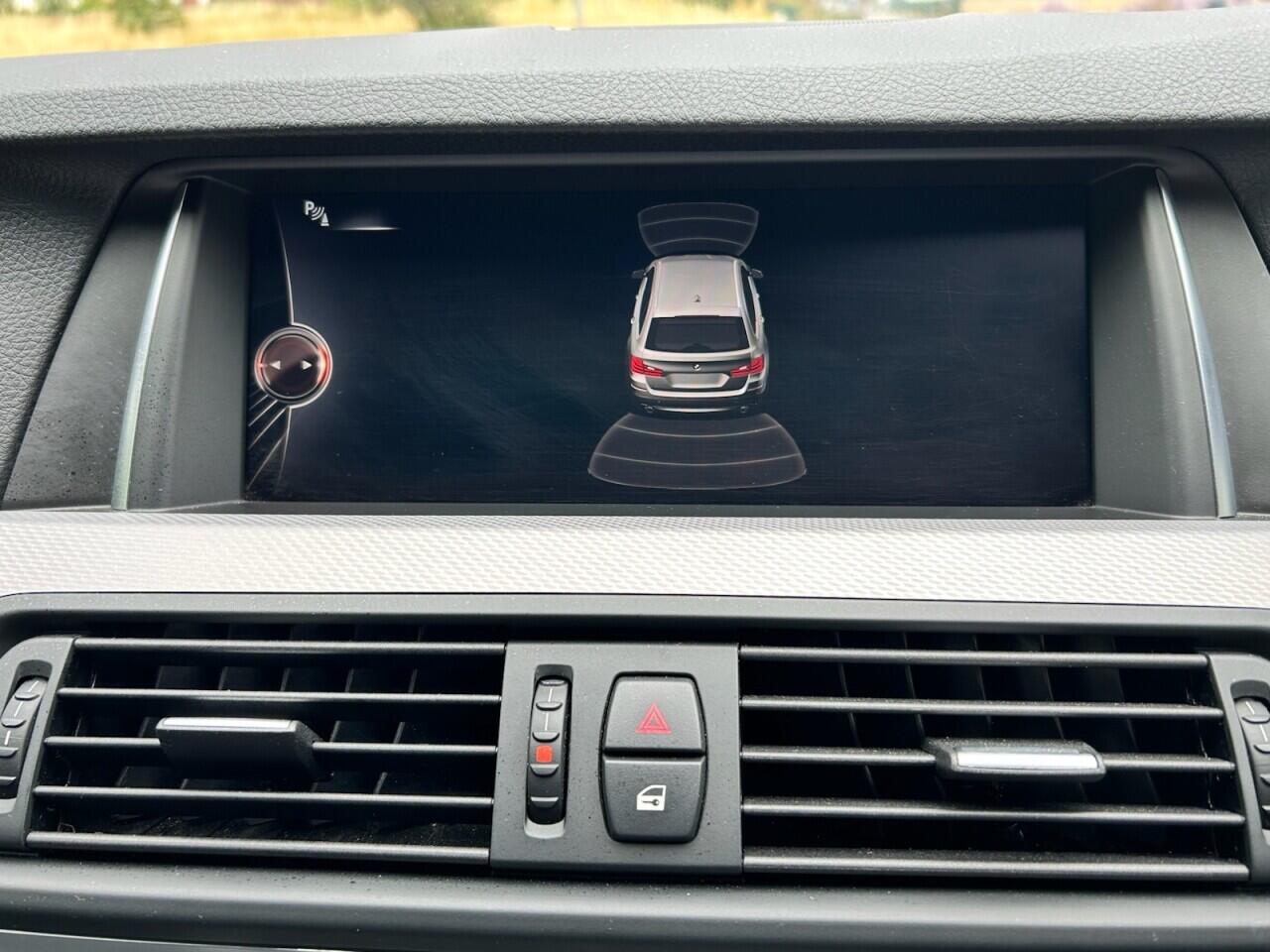 BMW 5 Series view 36