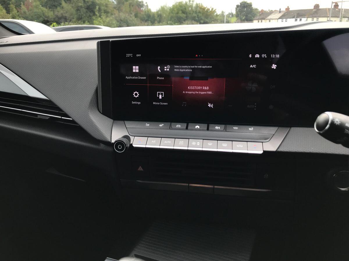 Vauxhall Astra view 13