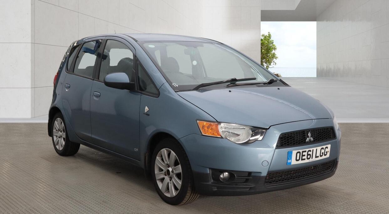 Mitsubishi Colt main image