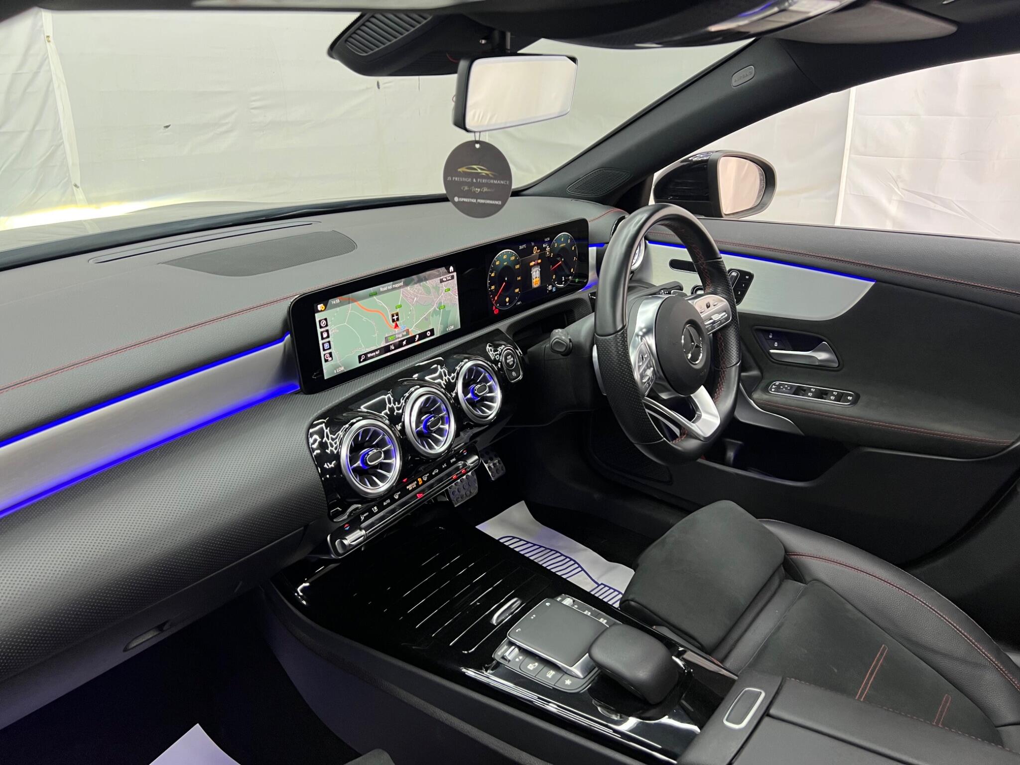 Mercedes-Benz Cla view 18