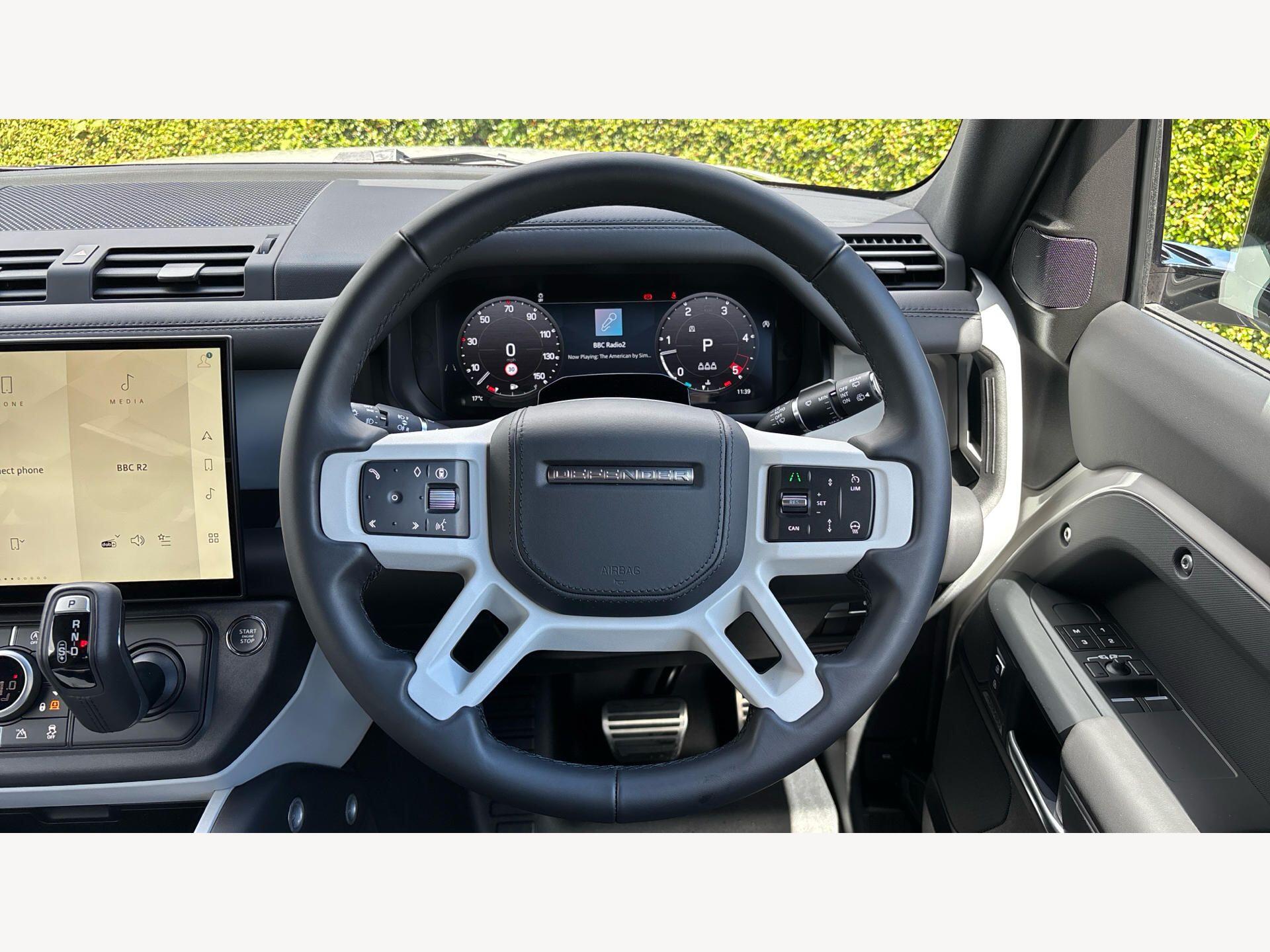Land Rover Defender view 18