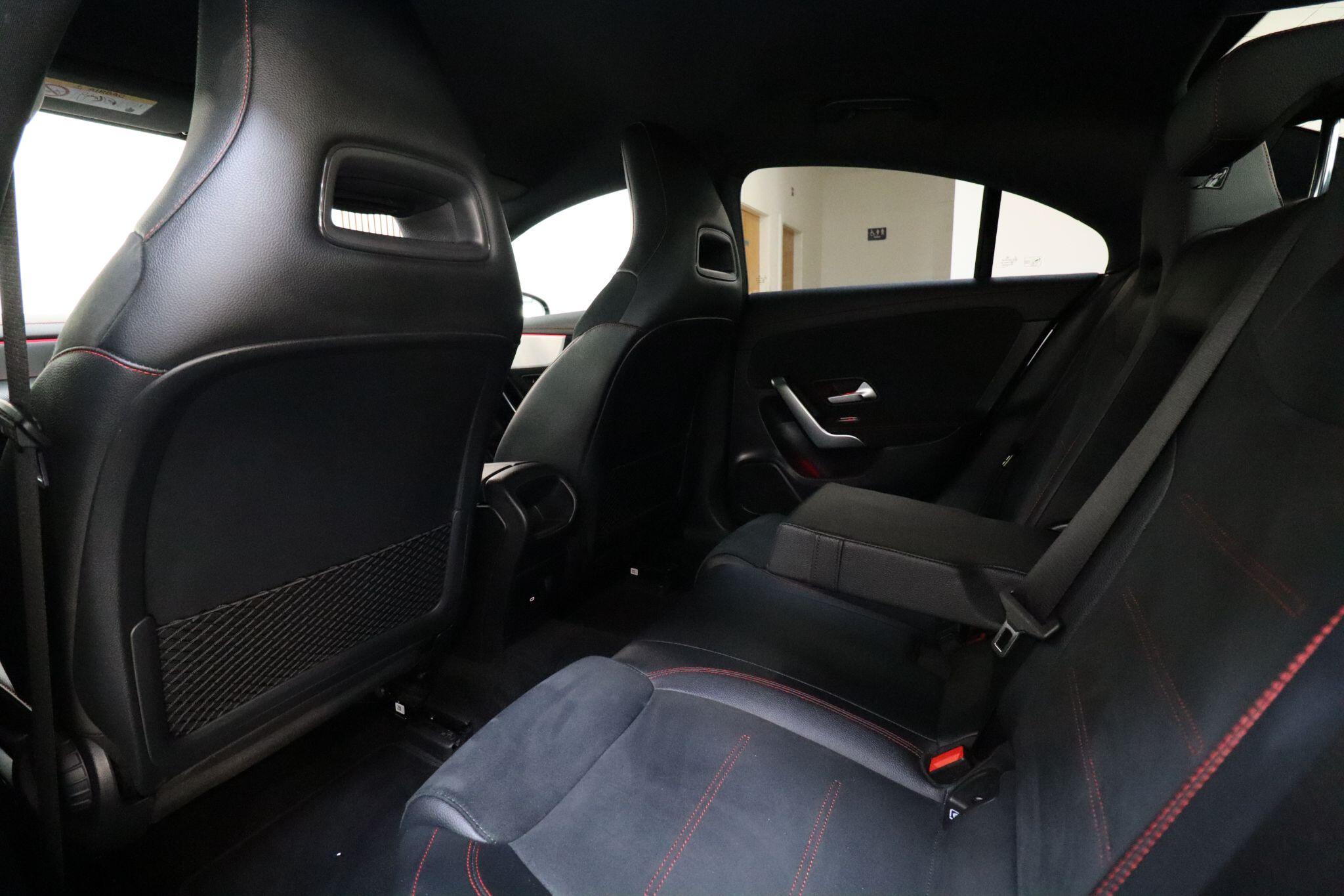 Mercedes-Benz Cla view 12