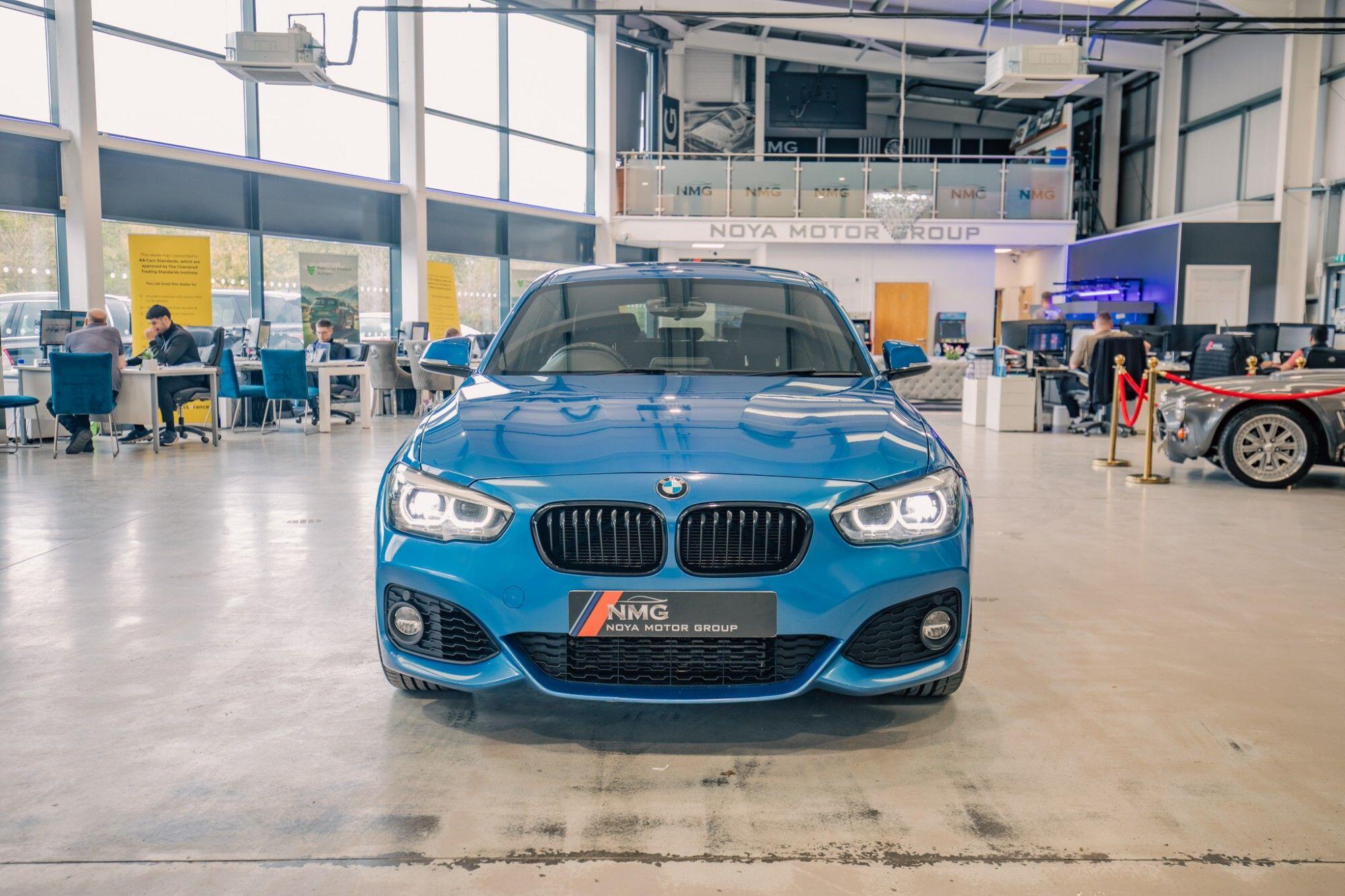 BMW 1 Series view 22