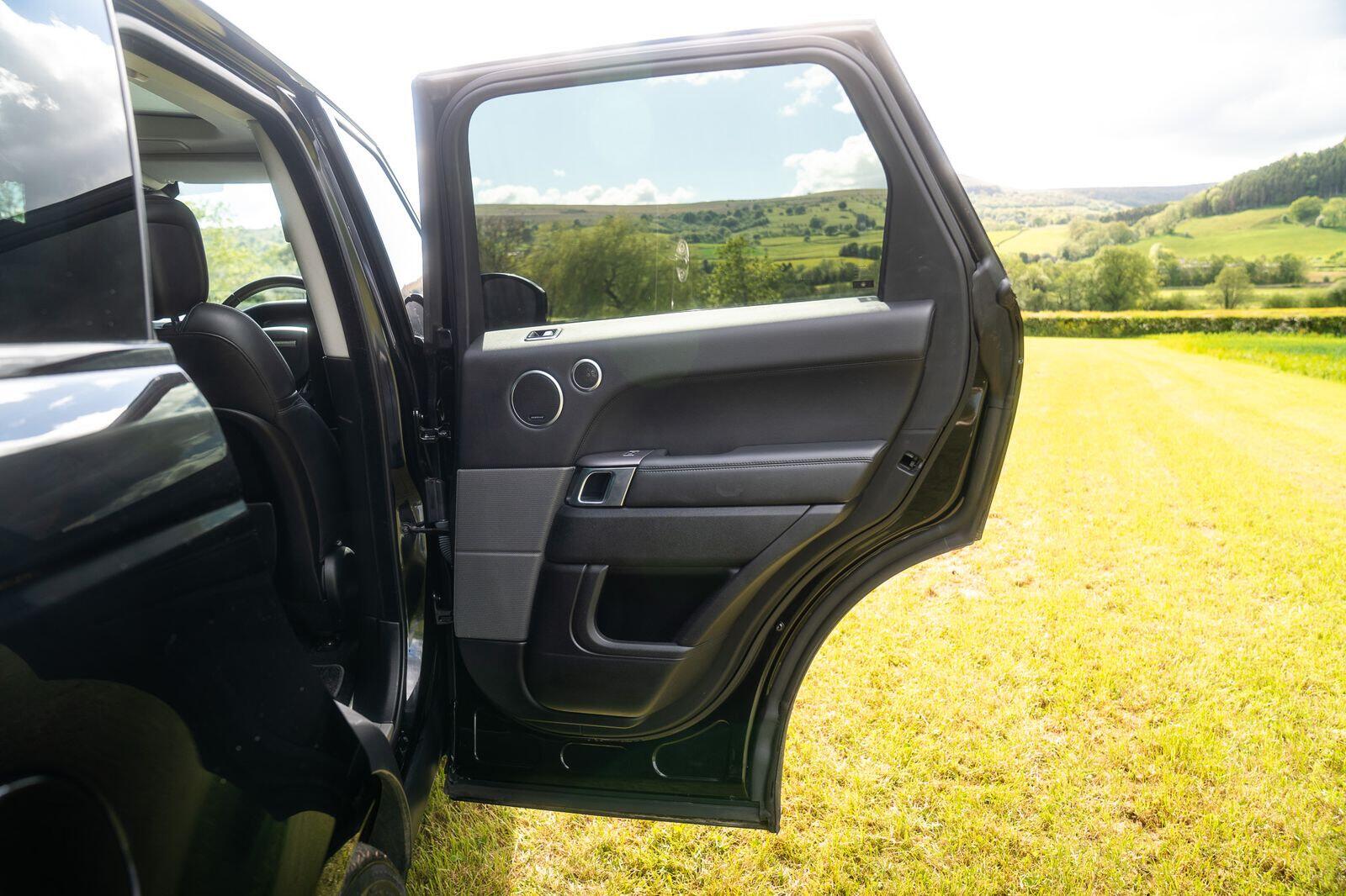Land Rover Range Rover Sport view 19