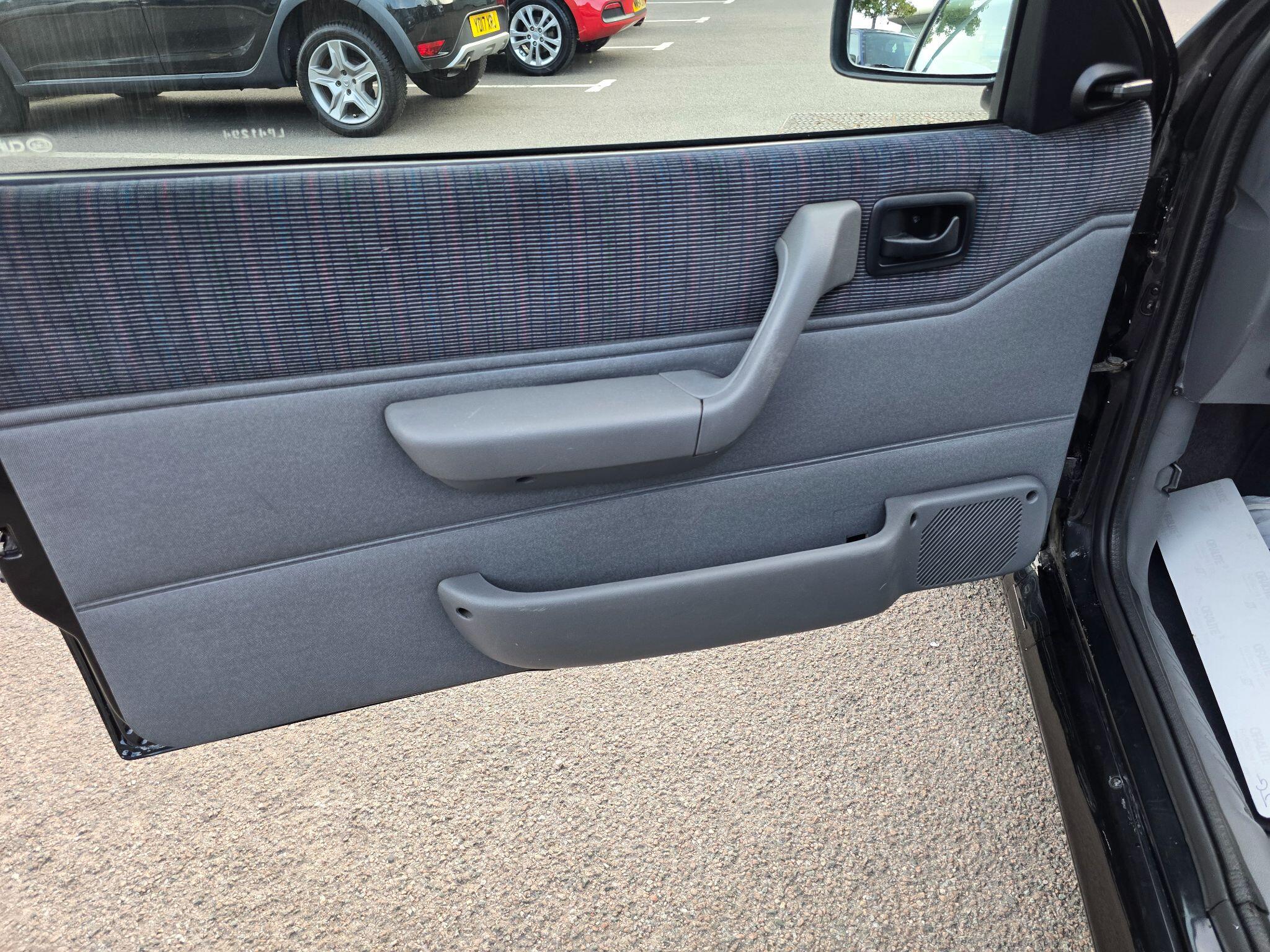 Ford Fiesta view 34