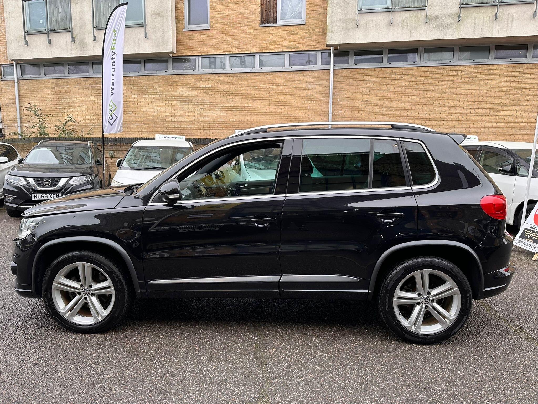 Volkswagen Tiguan view 9
