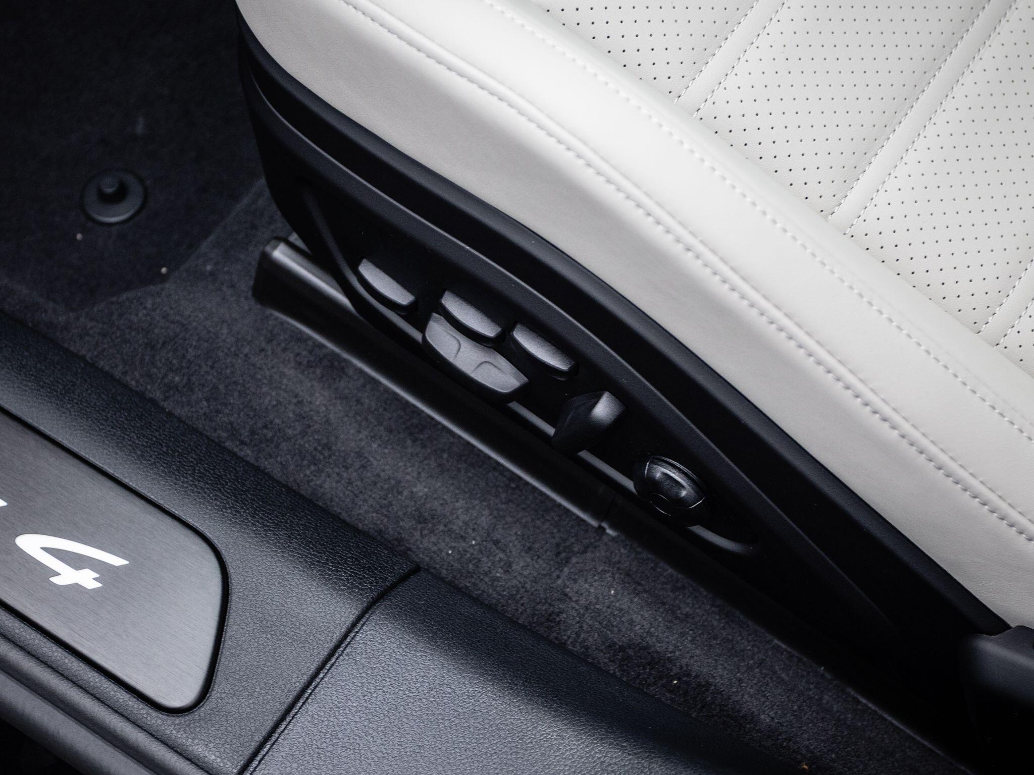 Porsche Panamera view 18