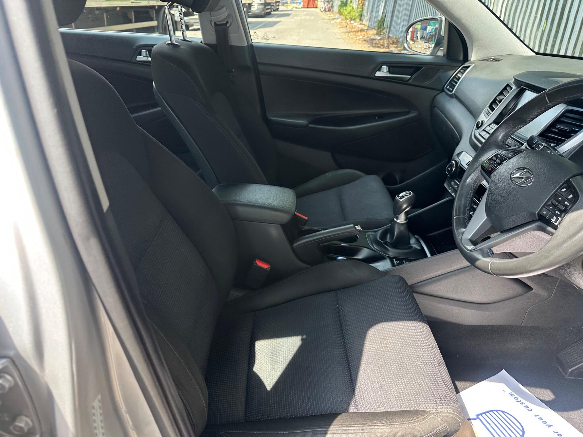 Hyundai Tucson view 10