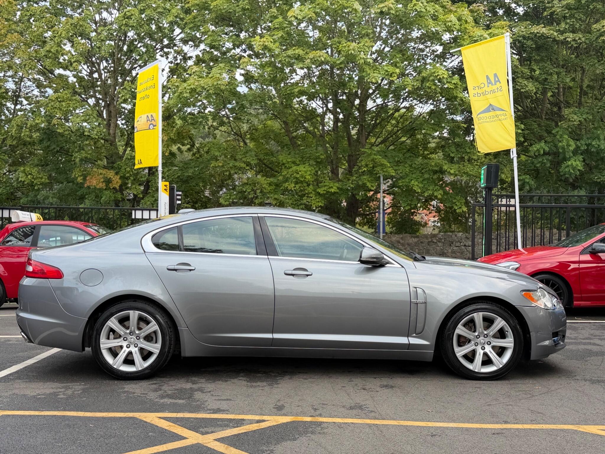 Jaguar XF view 2