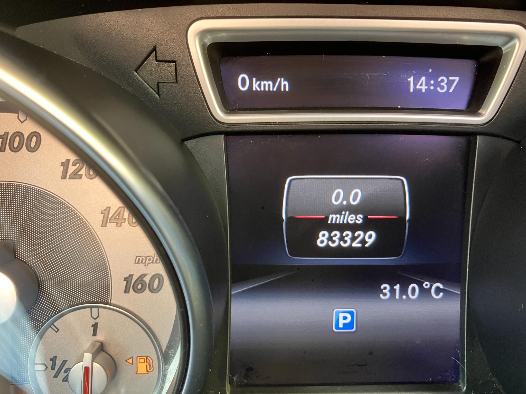 Mercedes-Benz Cla view 13