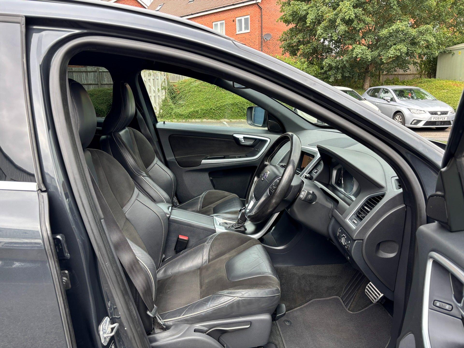 Volvo XC60 view 31