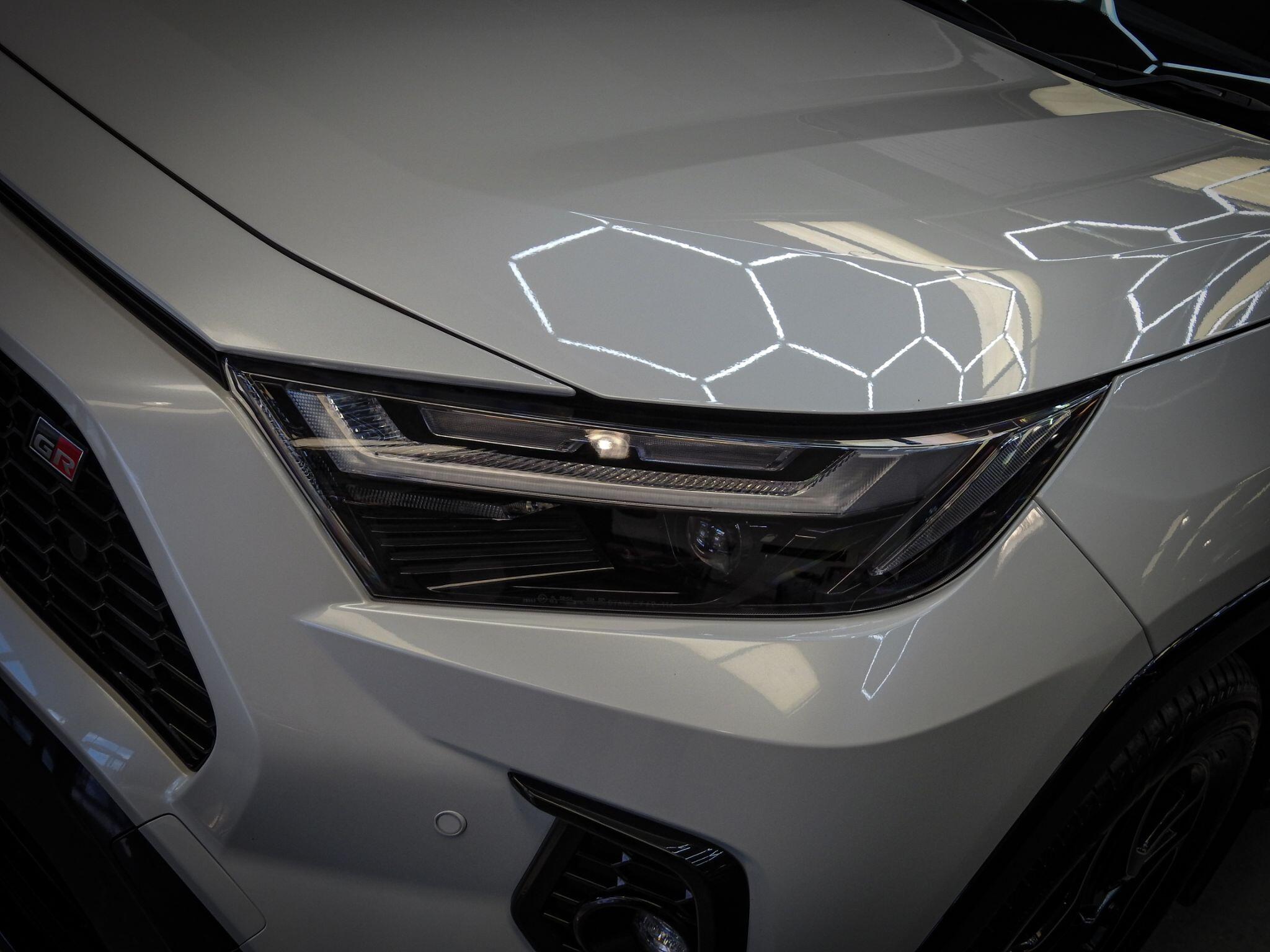 Toyota Rav4 view 12