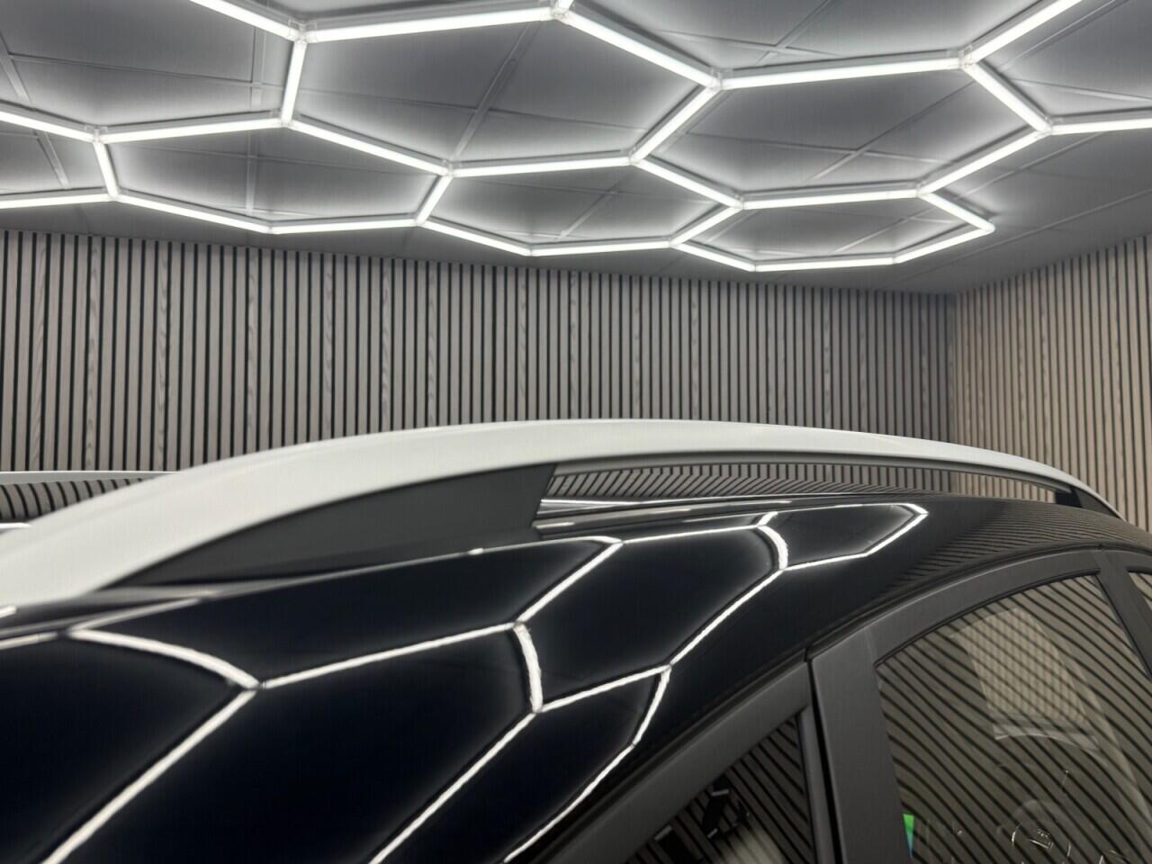 MG ZS view 25