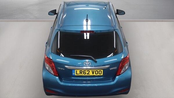Toyota Yaris view 8