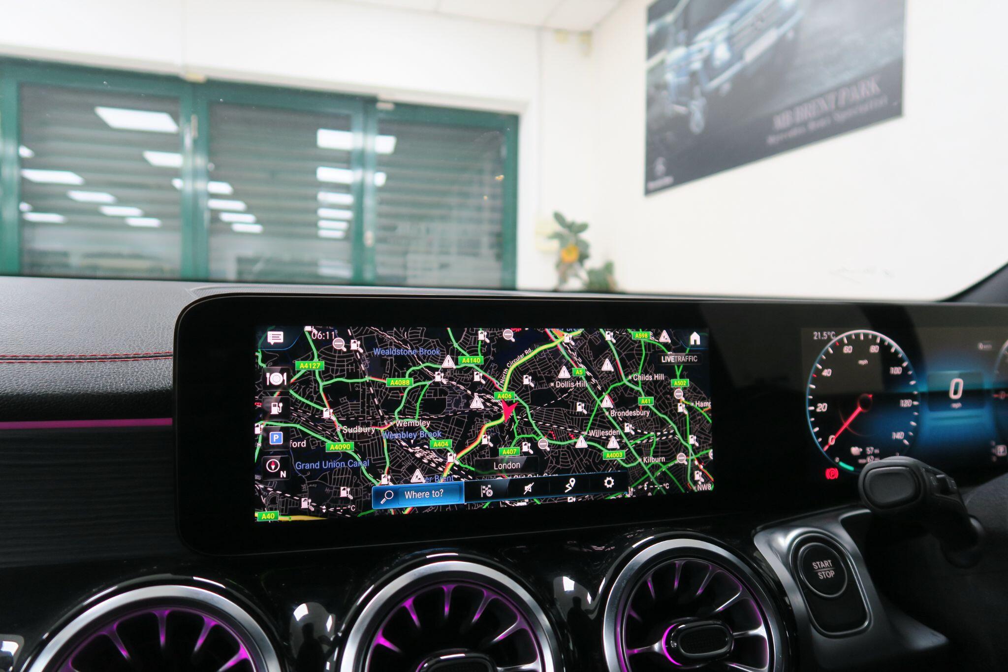 Mercedes-Benz EQB view 15