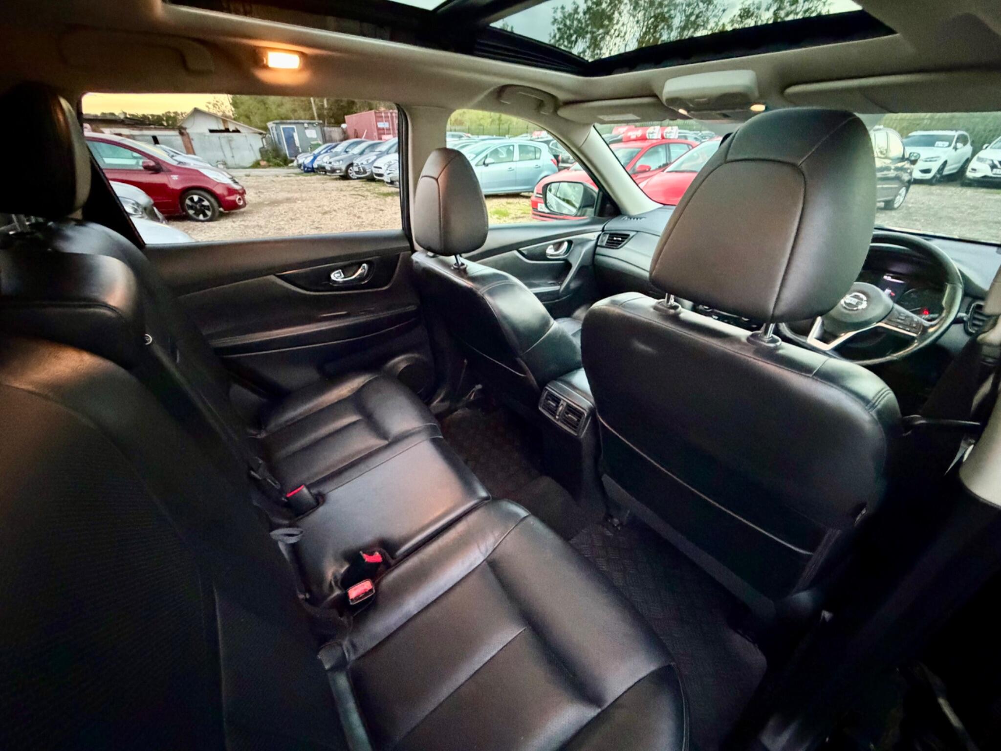 Nissan X-Trail view 62