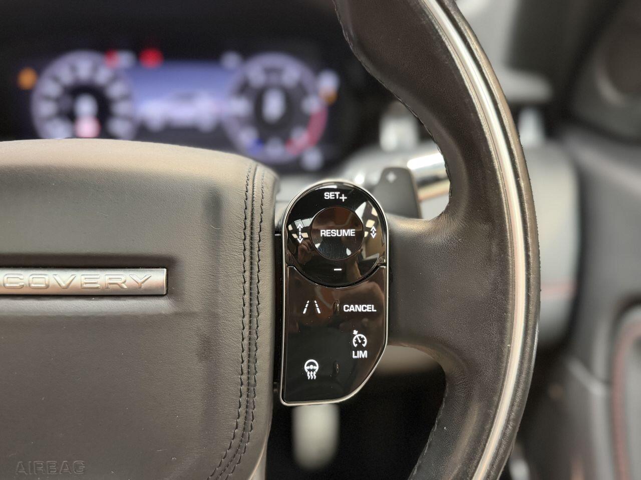 Land Rover Discovery Sport view 29