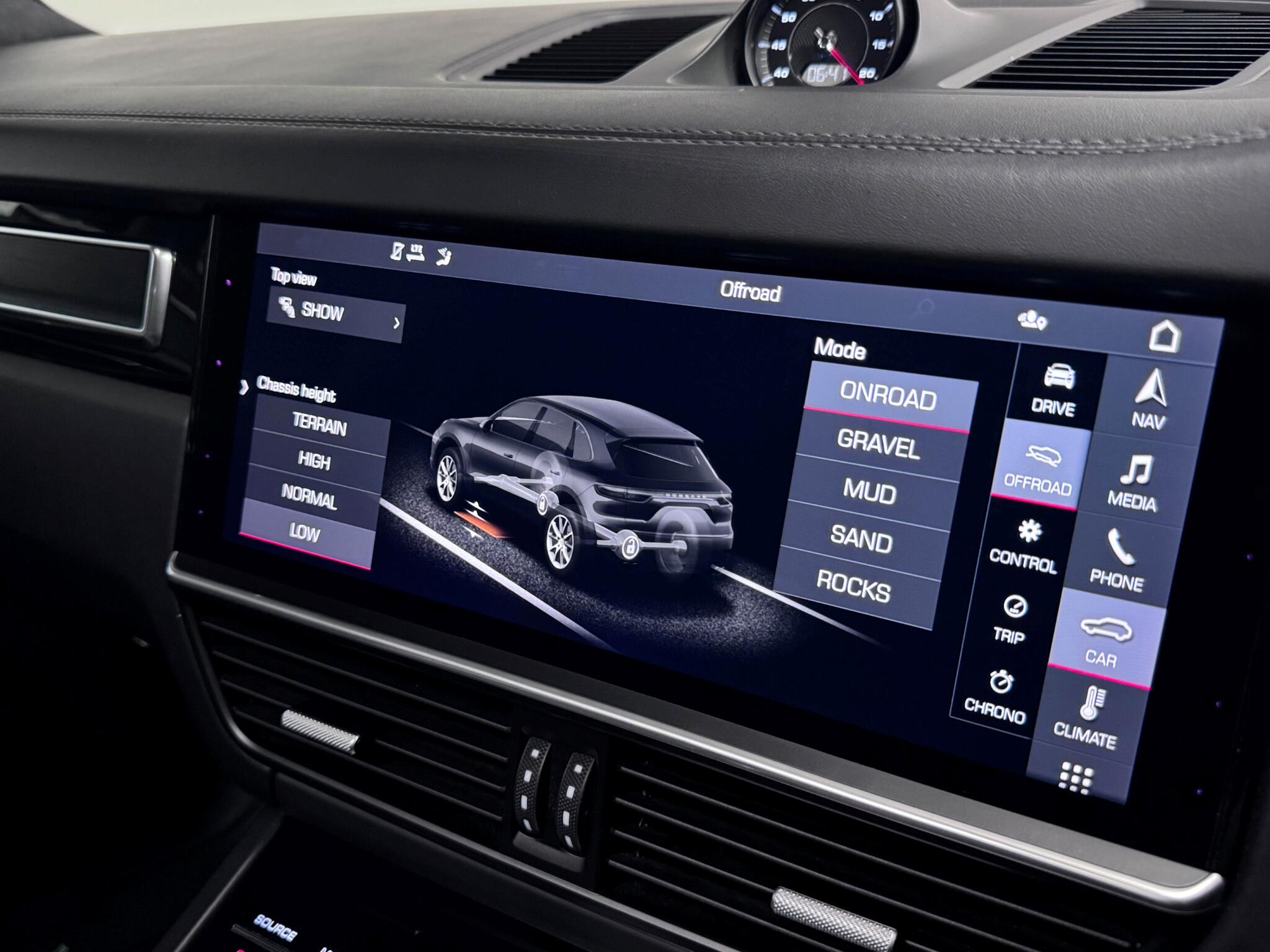 Porsche Cayenne view 63